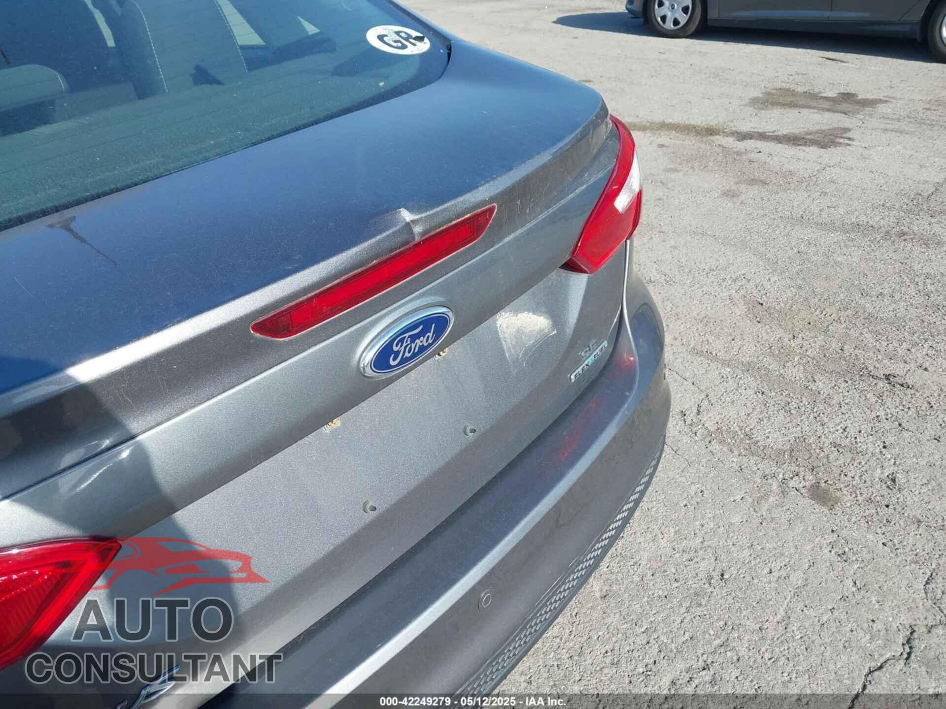FORD FOCUS 2013 - 1FADP3F23DL321046