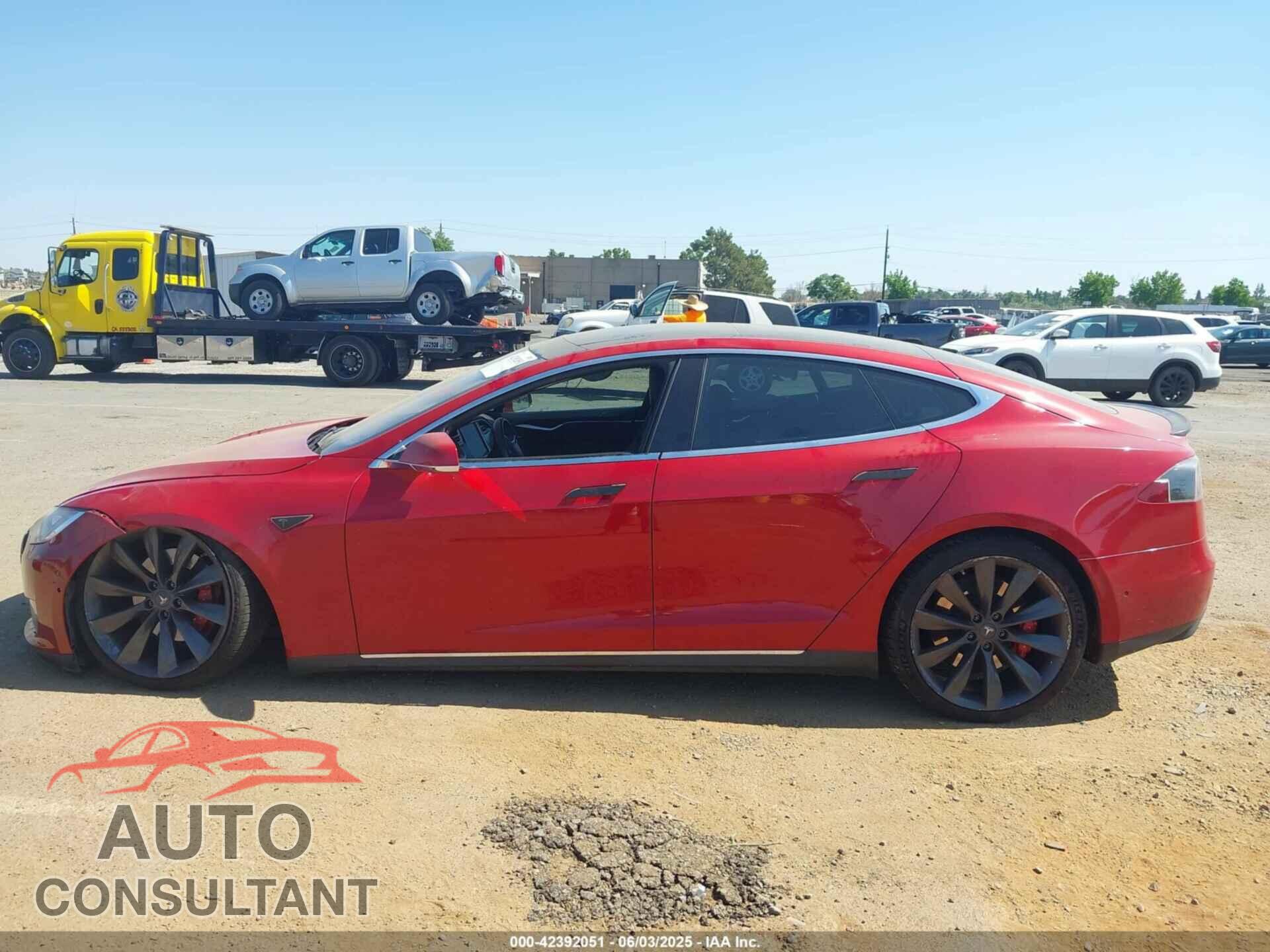 TESLA MODEL S 2015 - 5YJSA1E4XFF113973