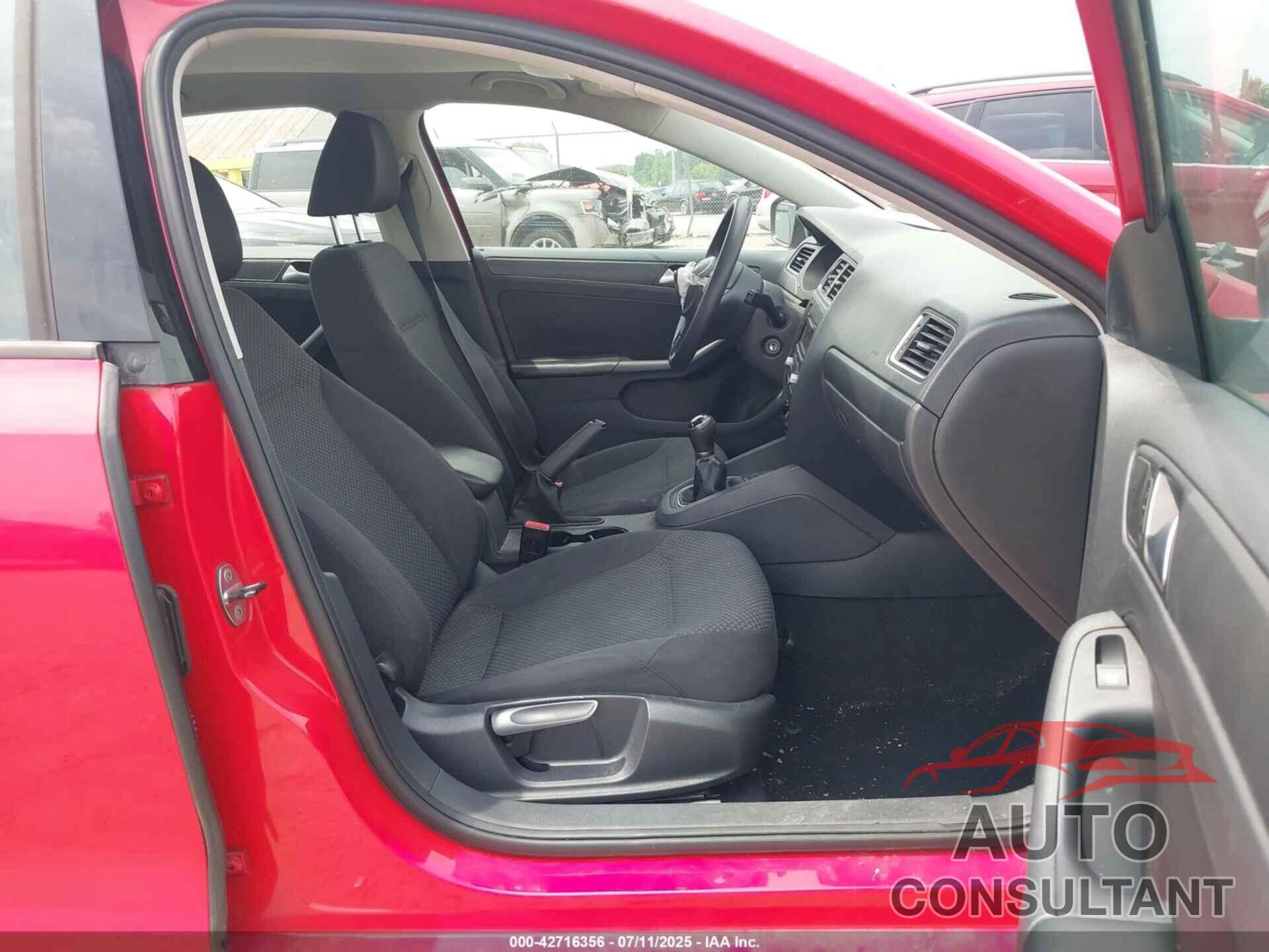 VOLKSWAGEN JETTA 2014 - 3VW1K7AJ9EM390158