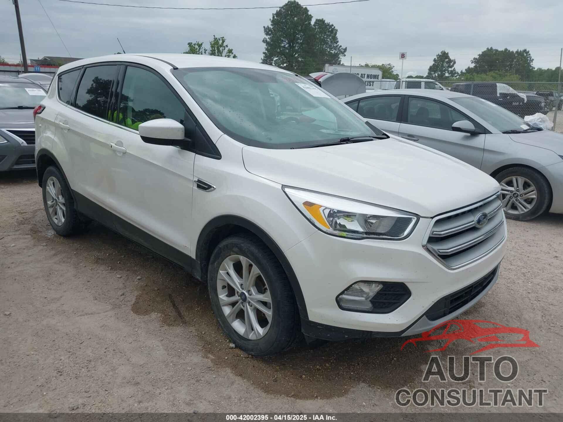 FORD ESCAPE 2019 - 1FMCU0GD1KUA30027