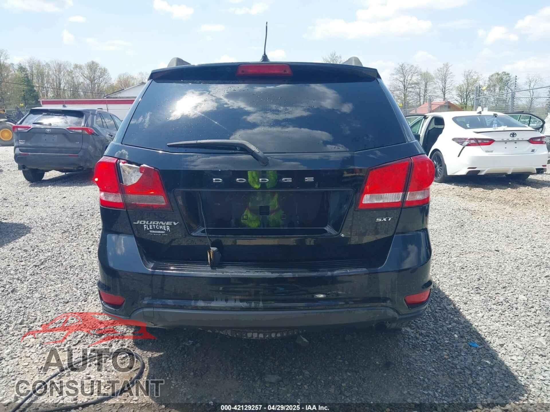 DODGE JOURNEY 2015 - 3C4PDCBB9FT698705