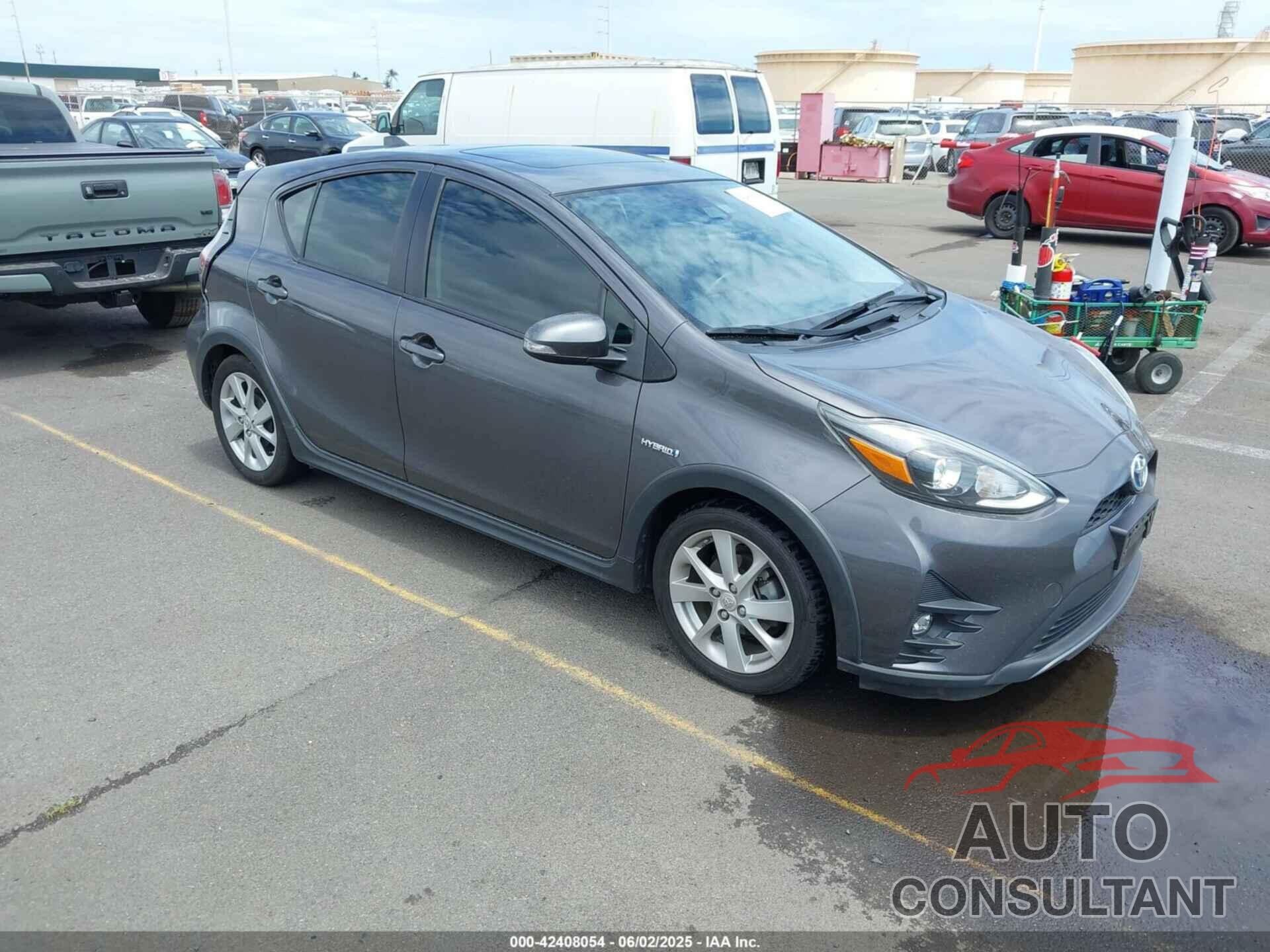 TOYOTA PRIUS C 2018 - JTDKDTB36J1608039