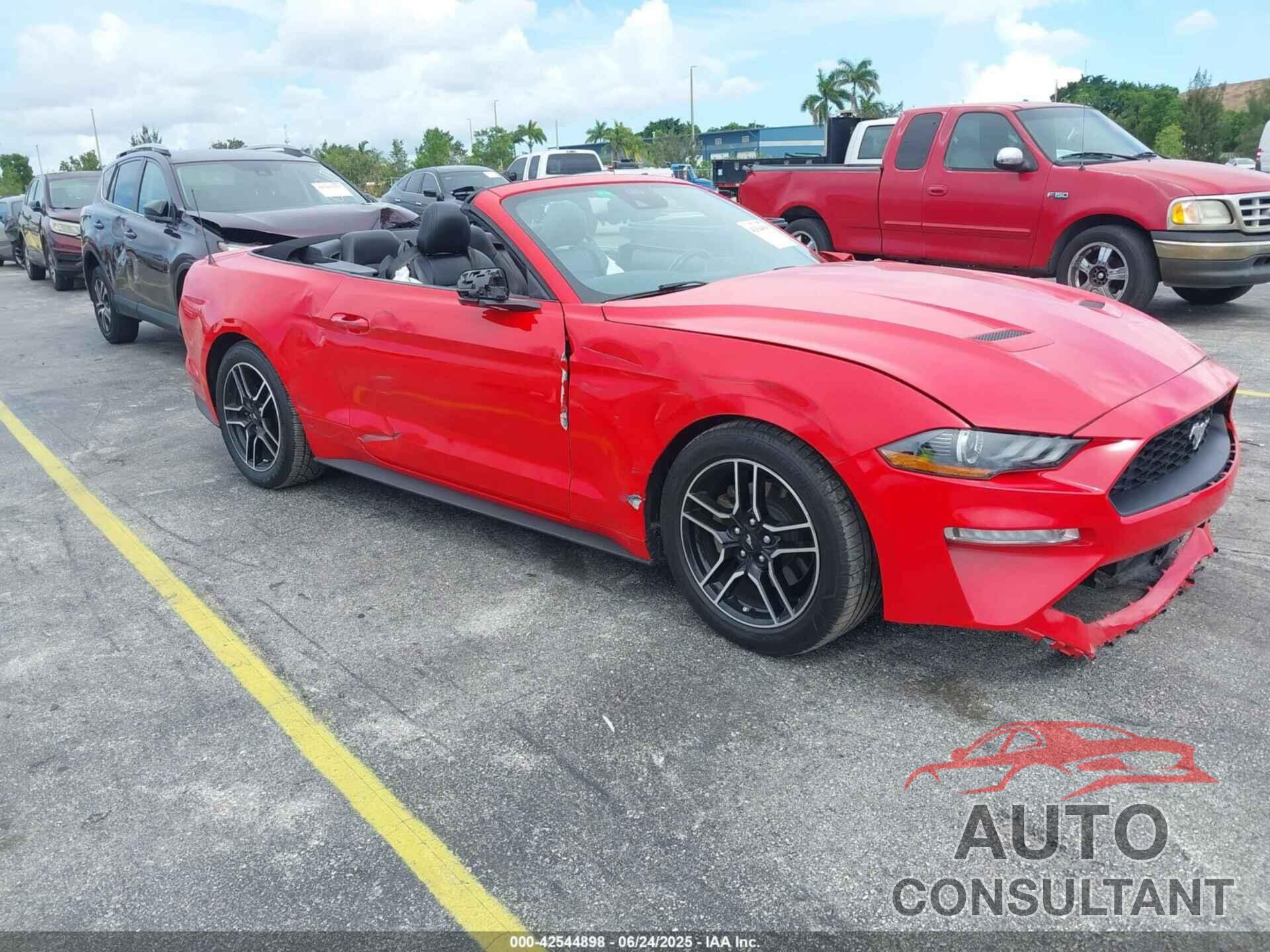 FORD MUSTANG 2021 - 1FATP8UH7M5101820