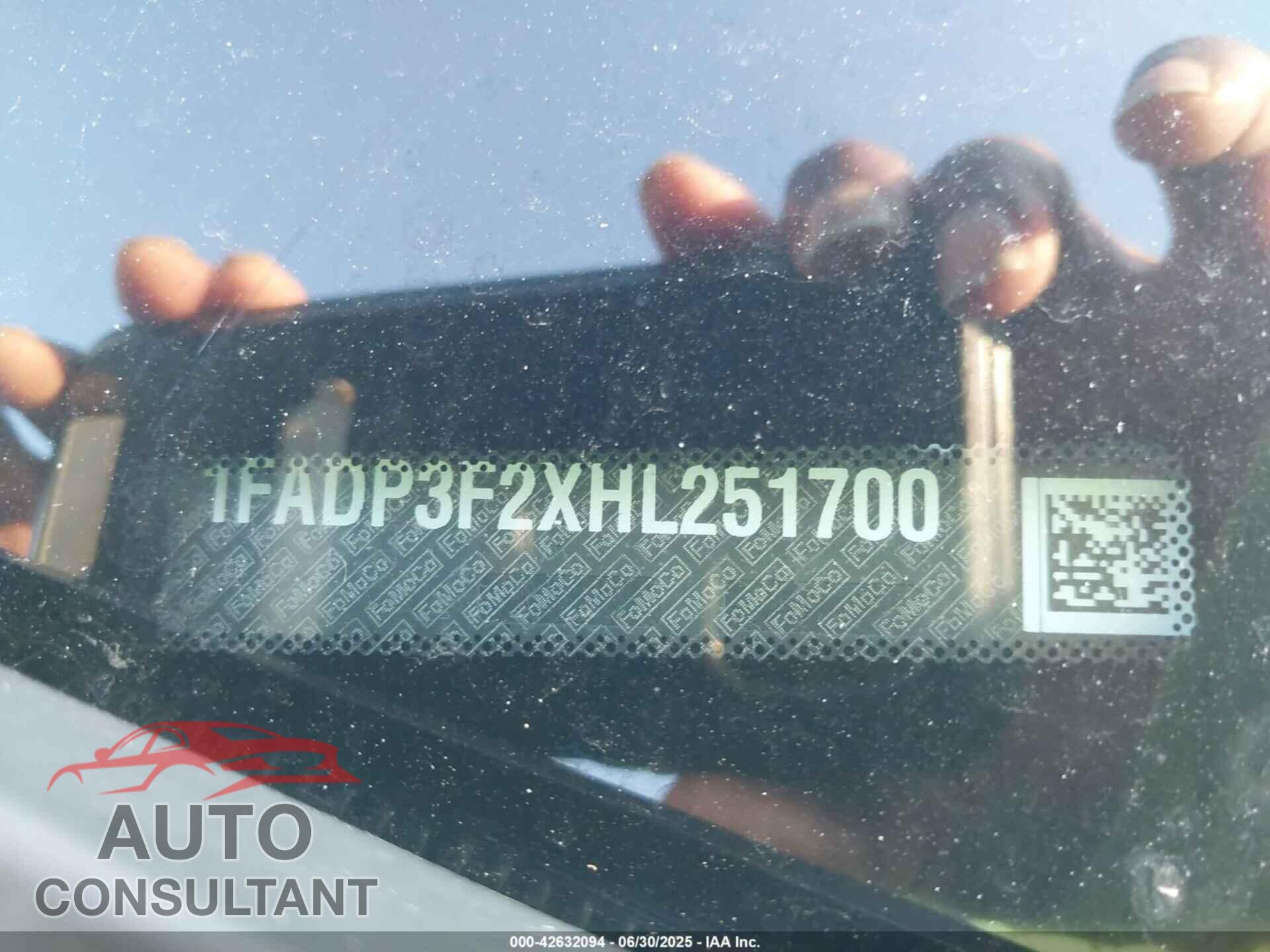 FORD FOCUS 2017 - 1FADP3F2XHL251700