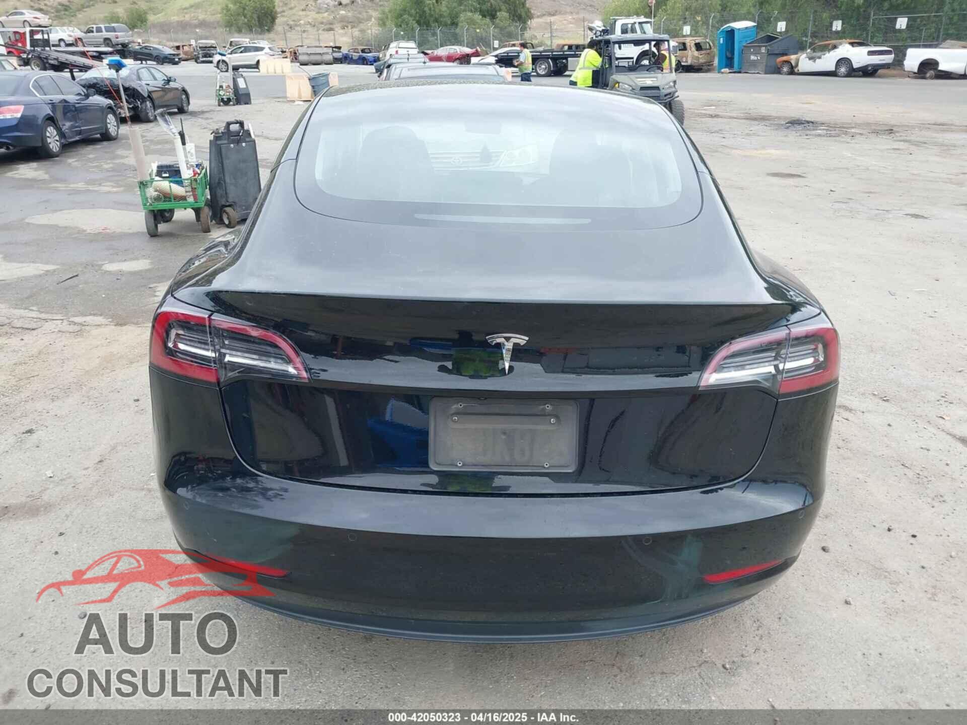 TESLA MODEL 3 2018 - 5YJ3E1EA1JF171879