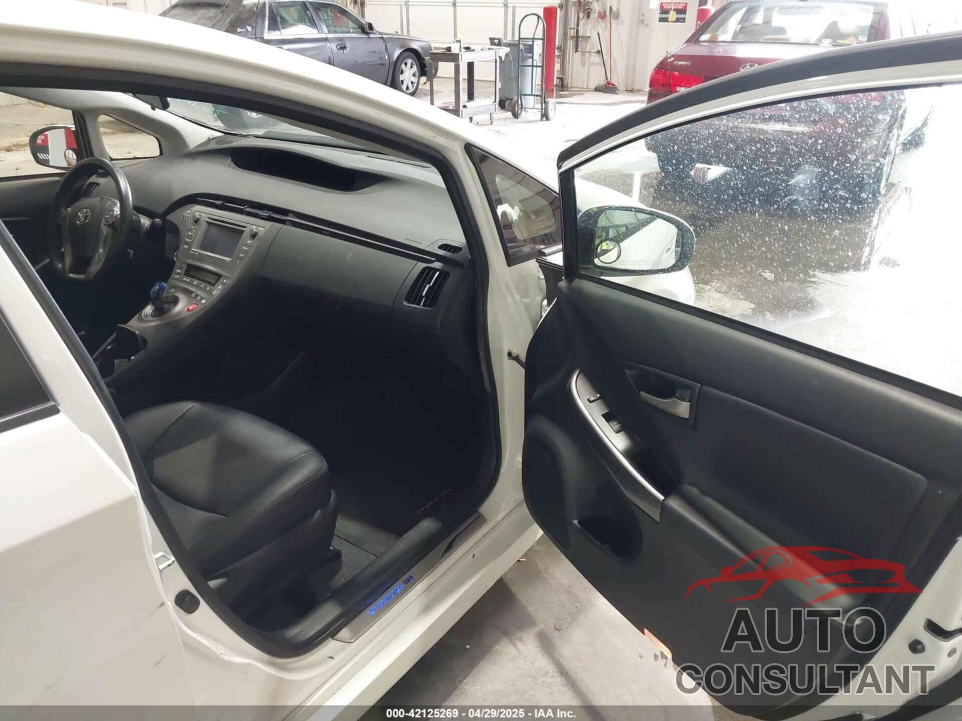 TOYOTA PRIUS 2013 - JTDKN3DU9D5579992