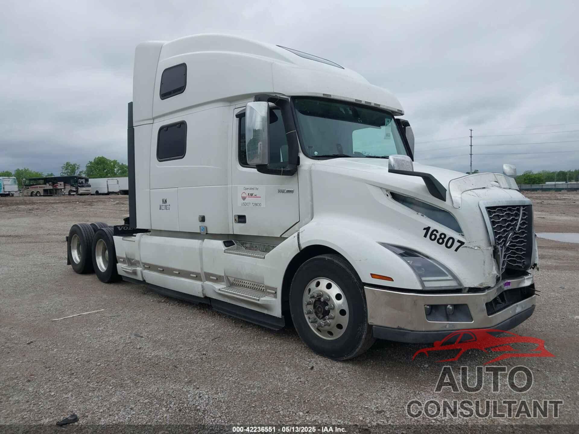 VOLVO VNL 2020 - 4V4NC9EH9LN231037