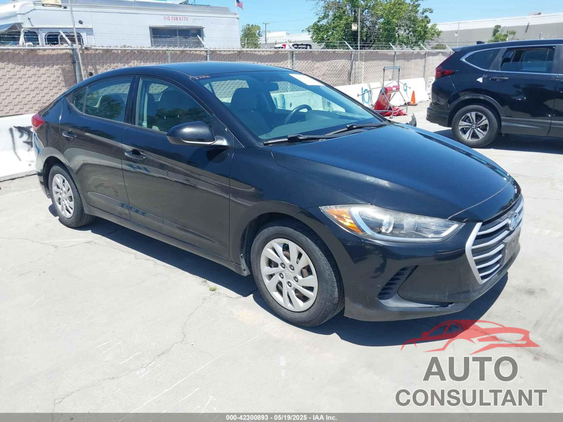 HYUNDAI ELANTRA 2017 - 5NPD74LF5HH193071