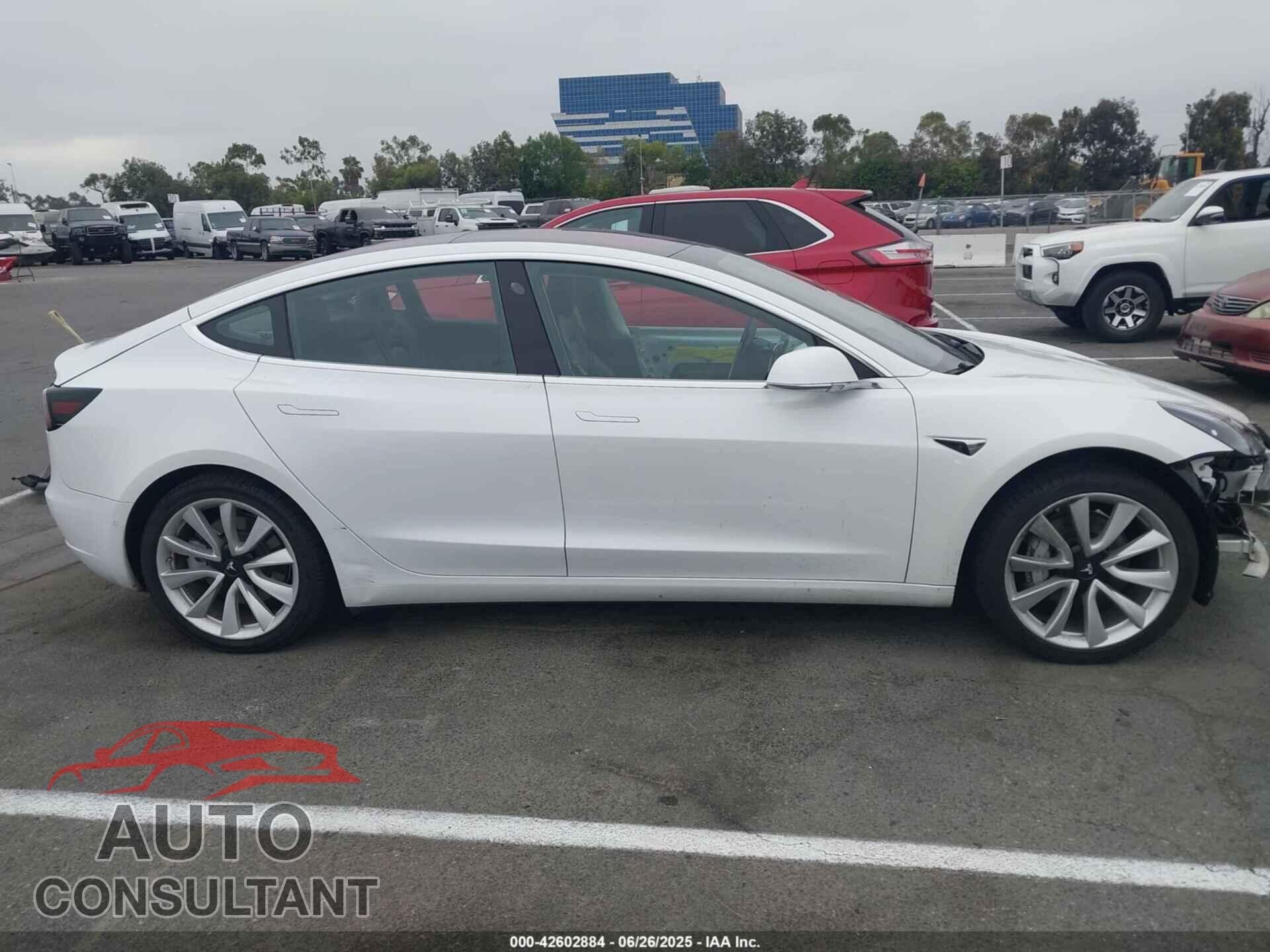 TESLA MODEL 3 2018 - 5YJ3E1EA4JF020468