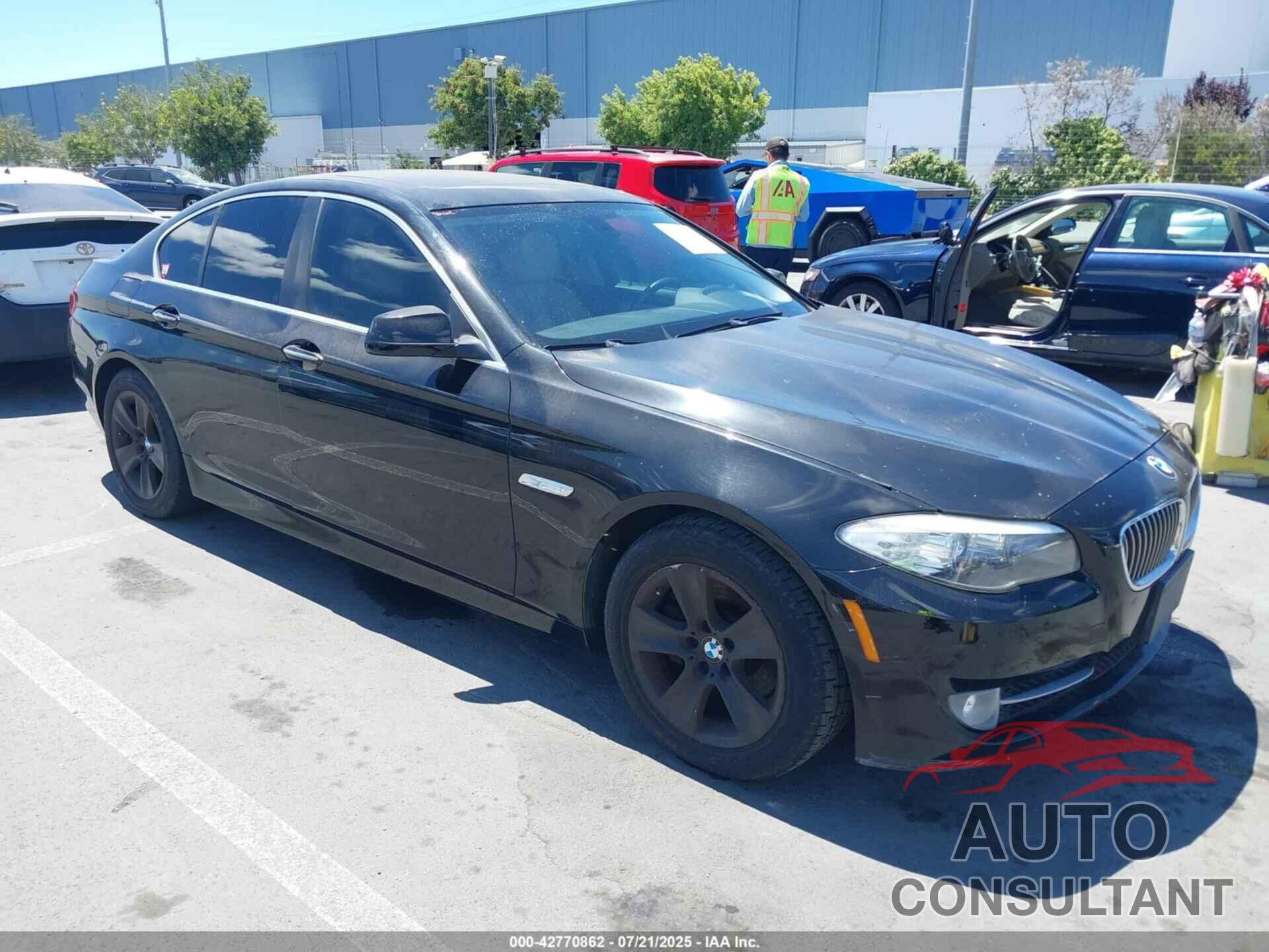 BMW 528I 2013 - WBAXG5C55DD233768