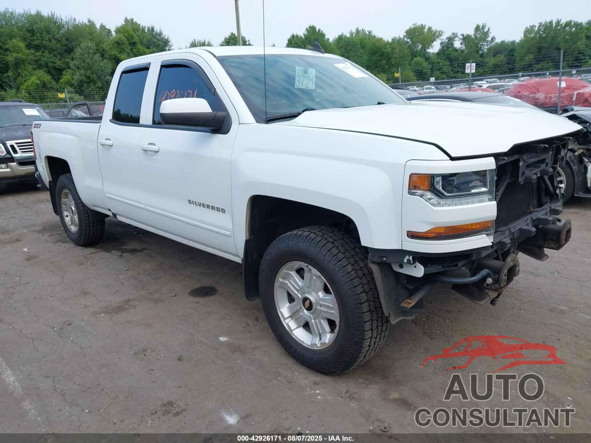 CHEVROLET SILVERADO 1500 2017 - 1GCVKREC6HZ376510