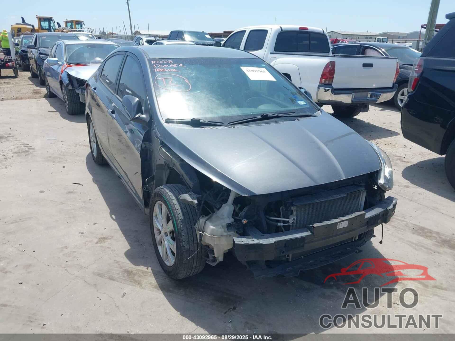 HYUNDAI ACCENT 2013 - KMHCU4AE2DU312107