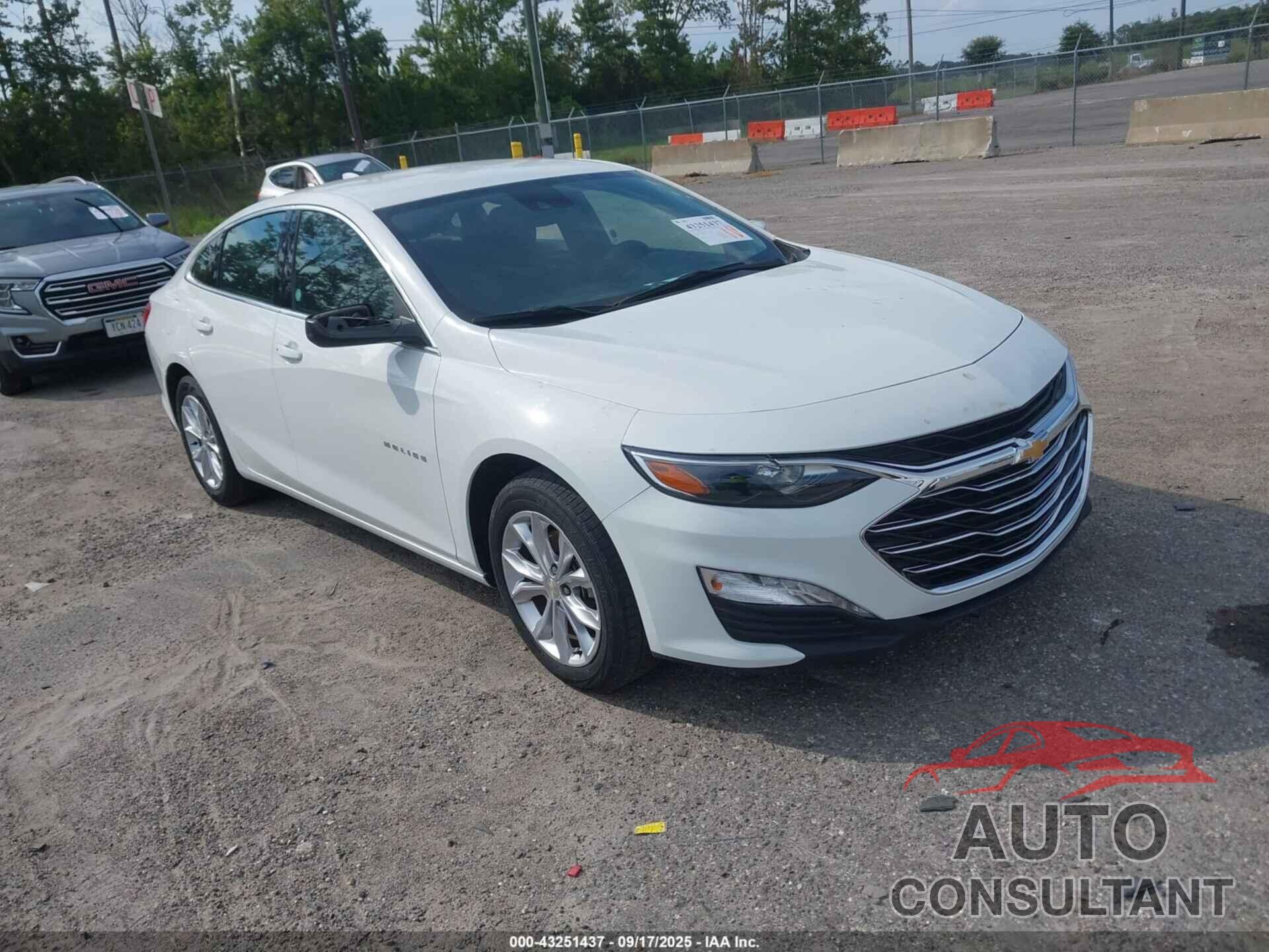CHEVROLET MALIBU 2023 - 1G1ZD5ST9PF238171