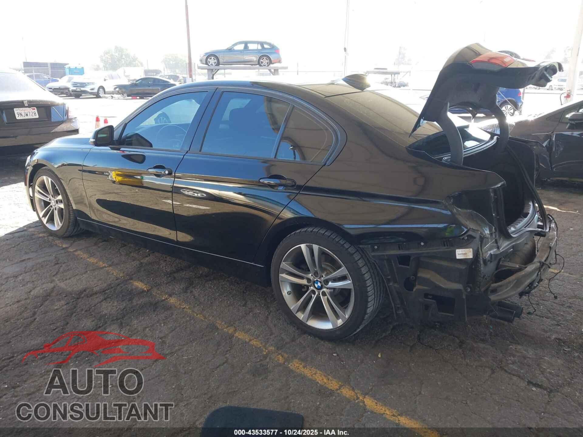 BMW 328I 2016 - WBA8E9G55GNU30613