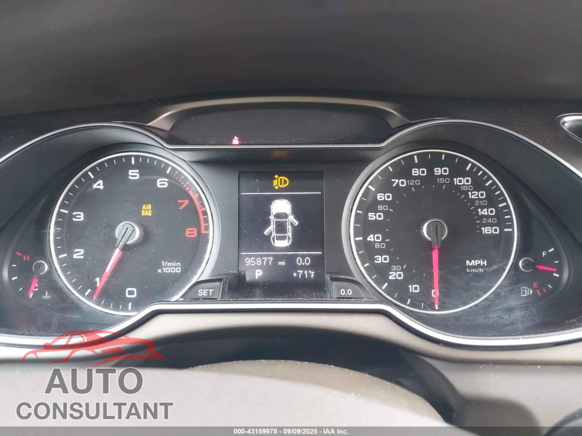 AUDI A4 2013 - WAUFFAFL2DN005237
