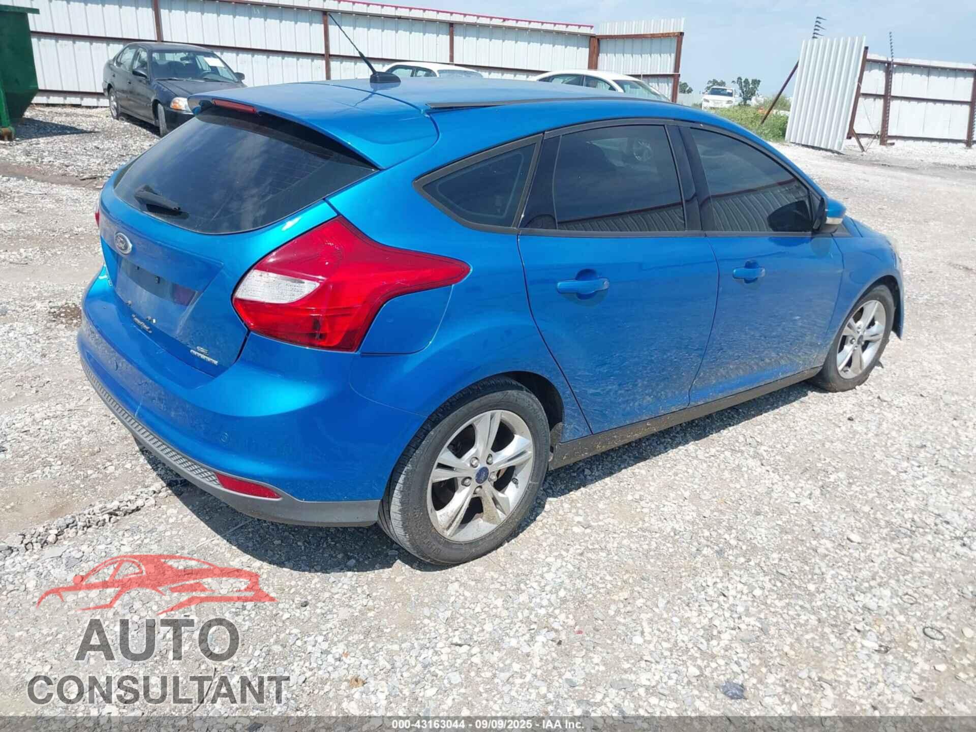 FORD FOCUS 2014 - 1FADP3K26EL452057