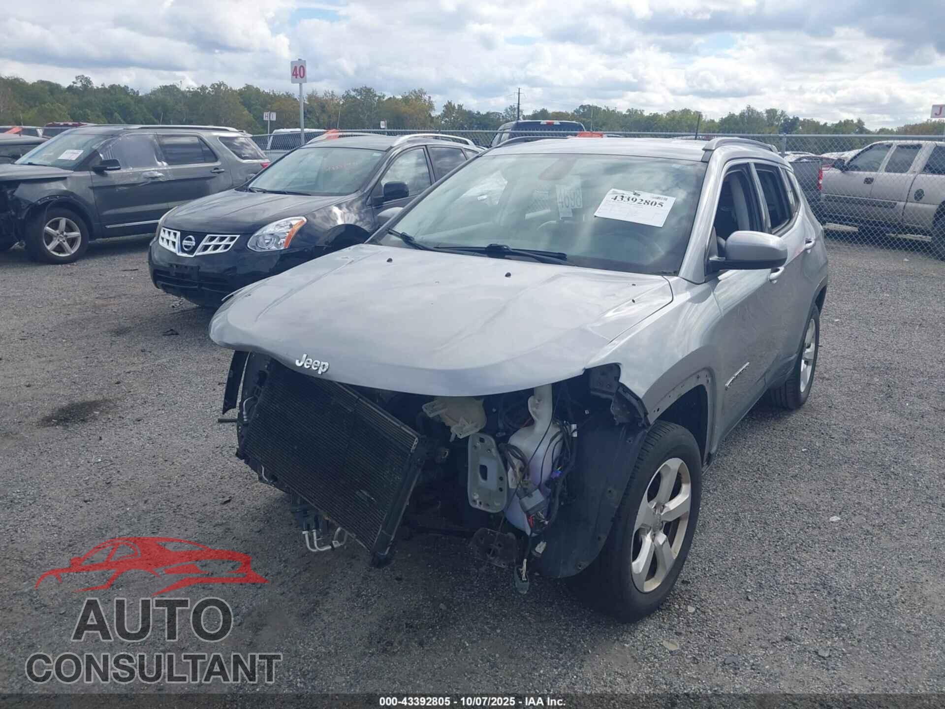 JEEP COMPASS 2018 - 3C4NJDBB2JT114224