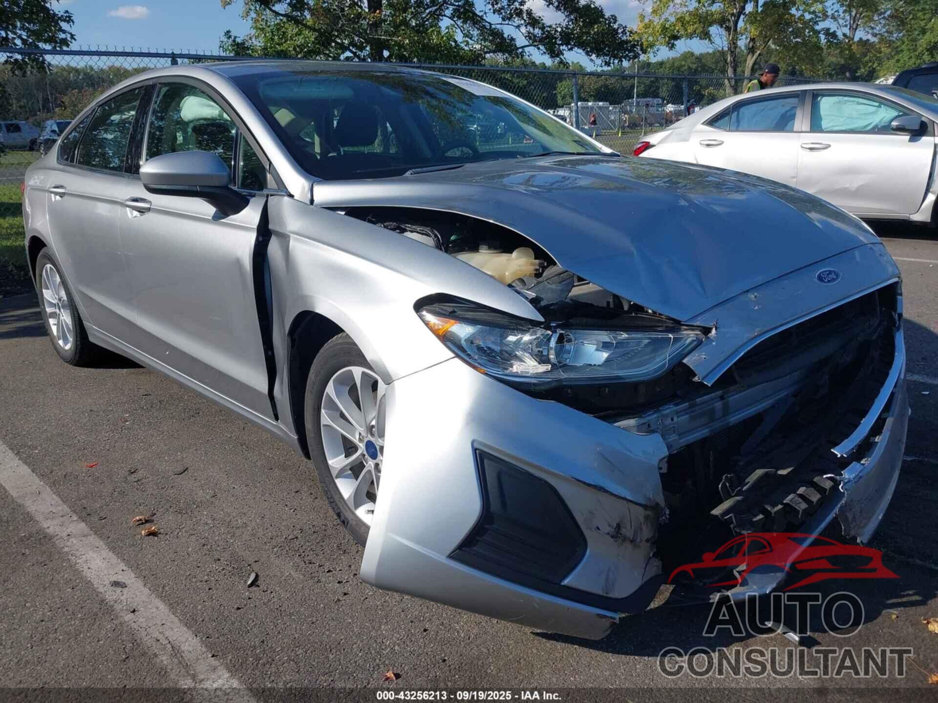 FORD FUSION 2020 - 3FA6P0HD7LR142627