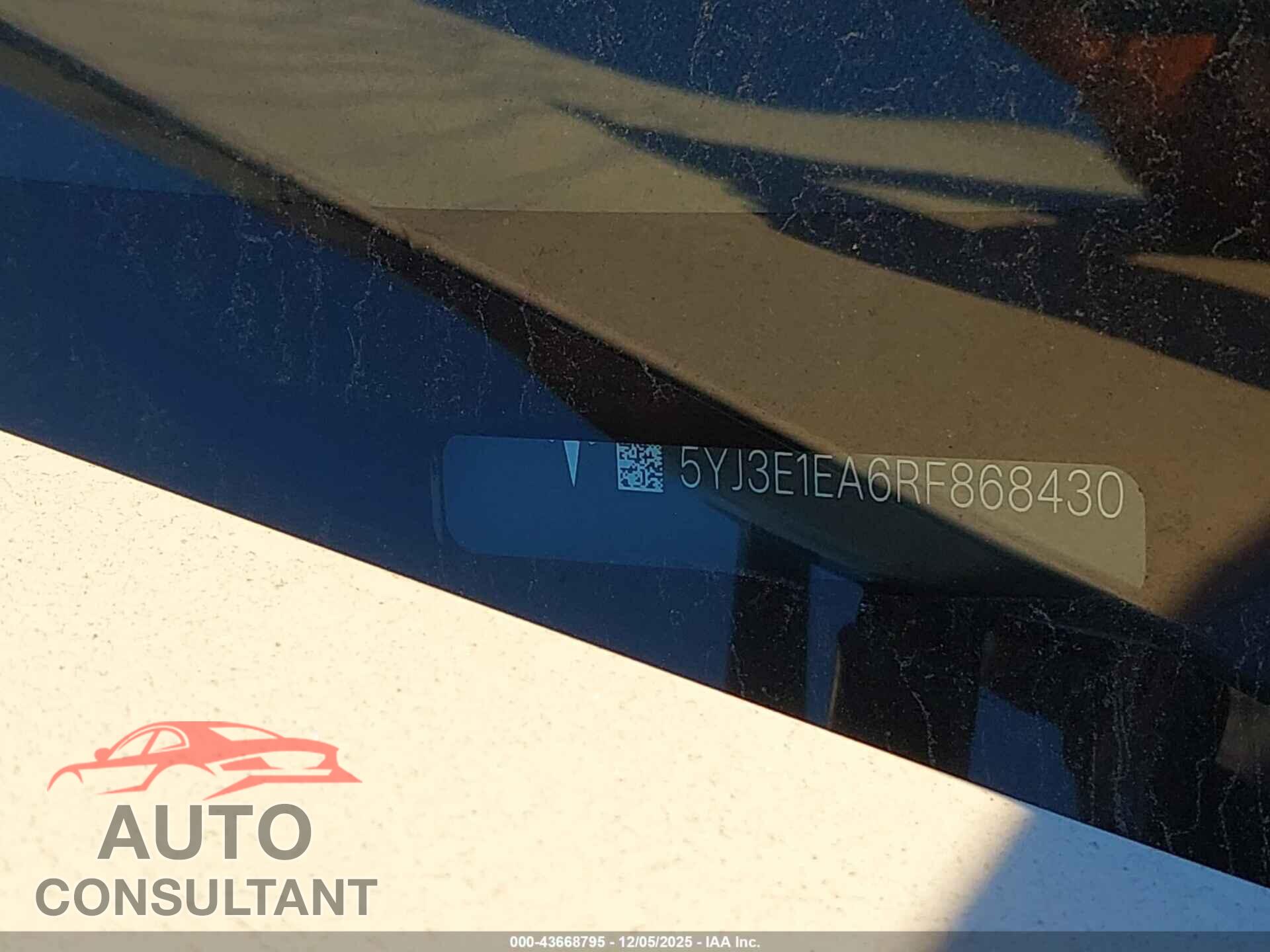 TESLA MODEL 3 2024 - 5YJ3E1EA6RF868430