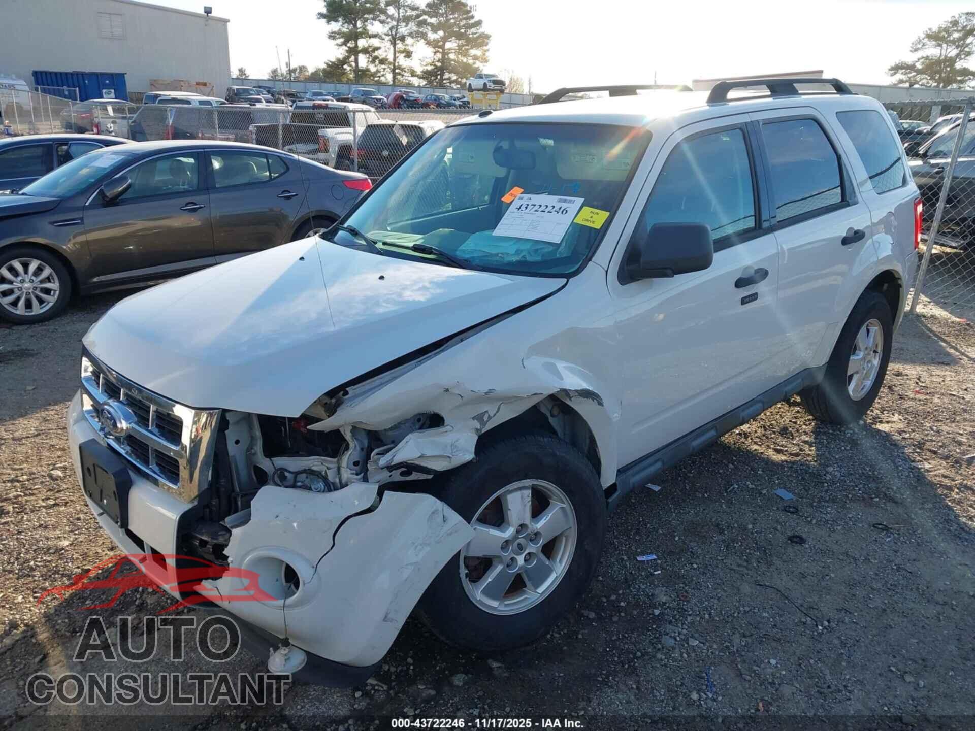 FORD ESCAPE 2011 - 1FMCU0D73BKC27940