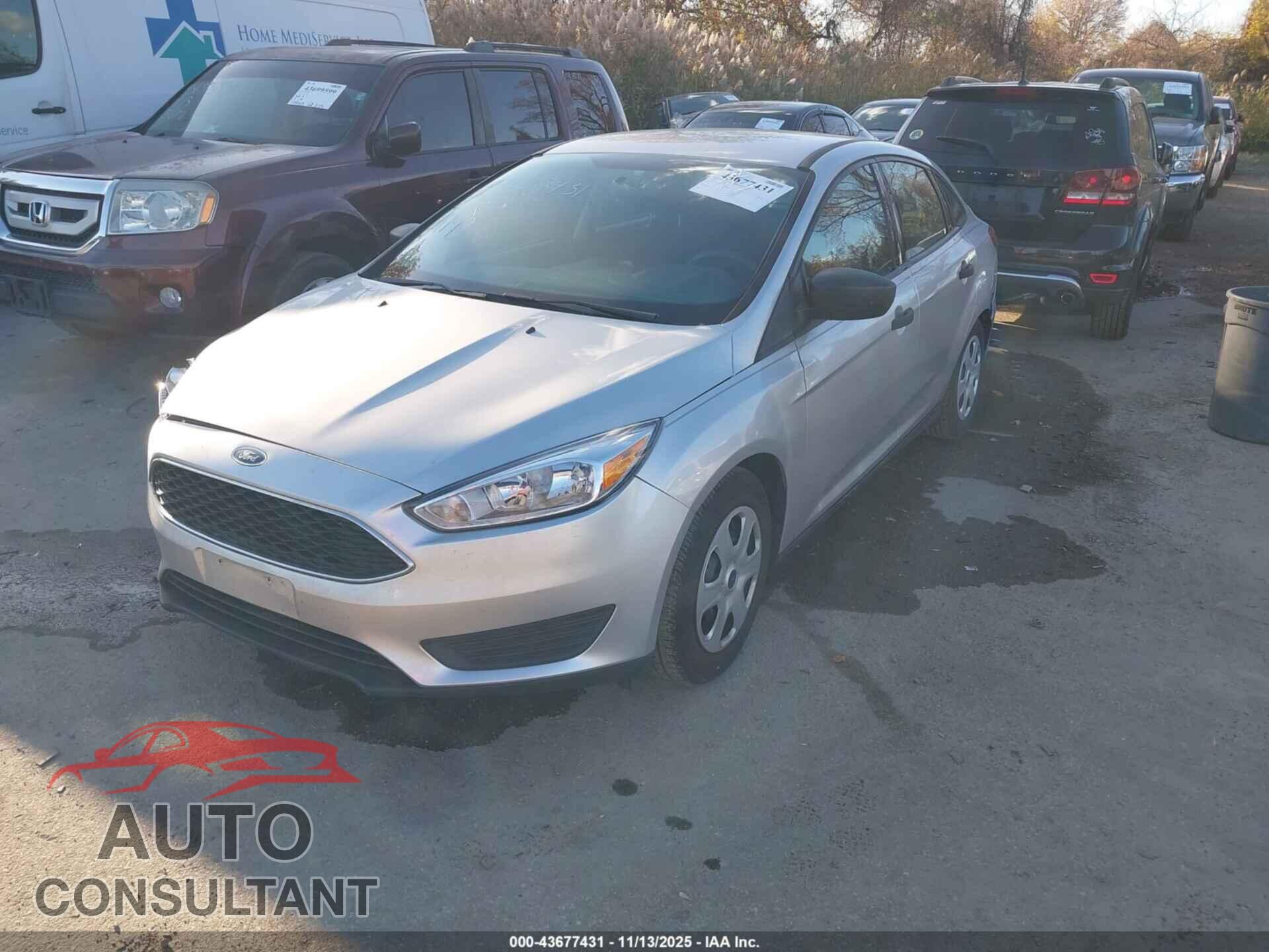 FORD FOCUS 2017 - 1FADP3E22HL338945