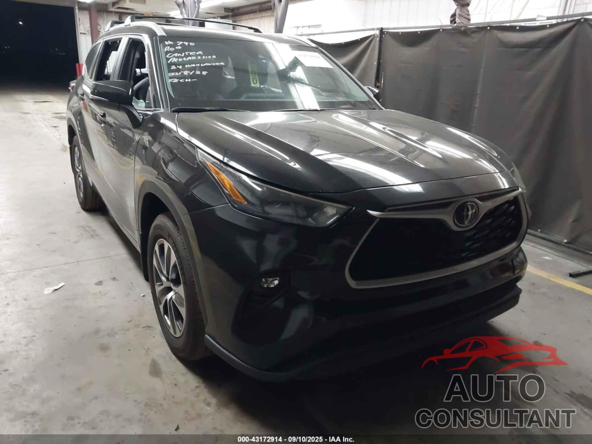 TOYOTA HIGHLANDER 2024 - 5TDKDRAH1RS544569