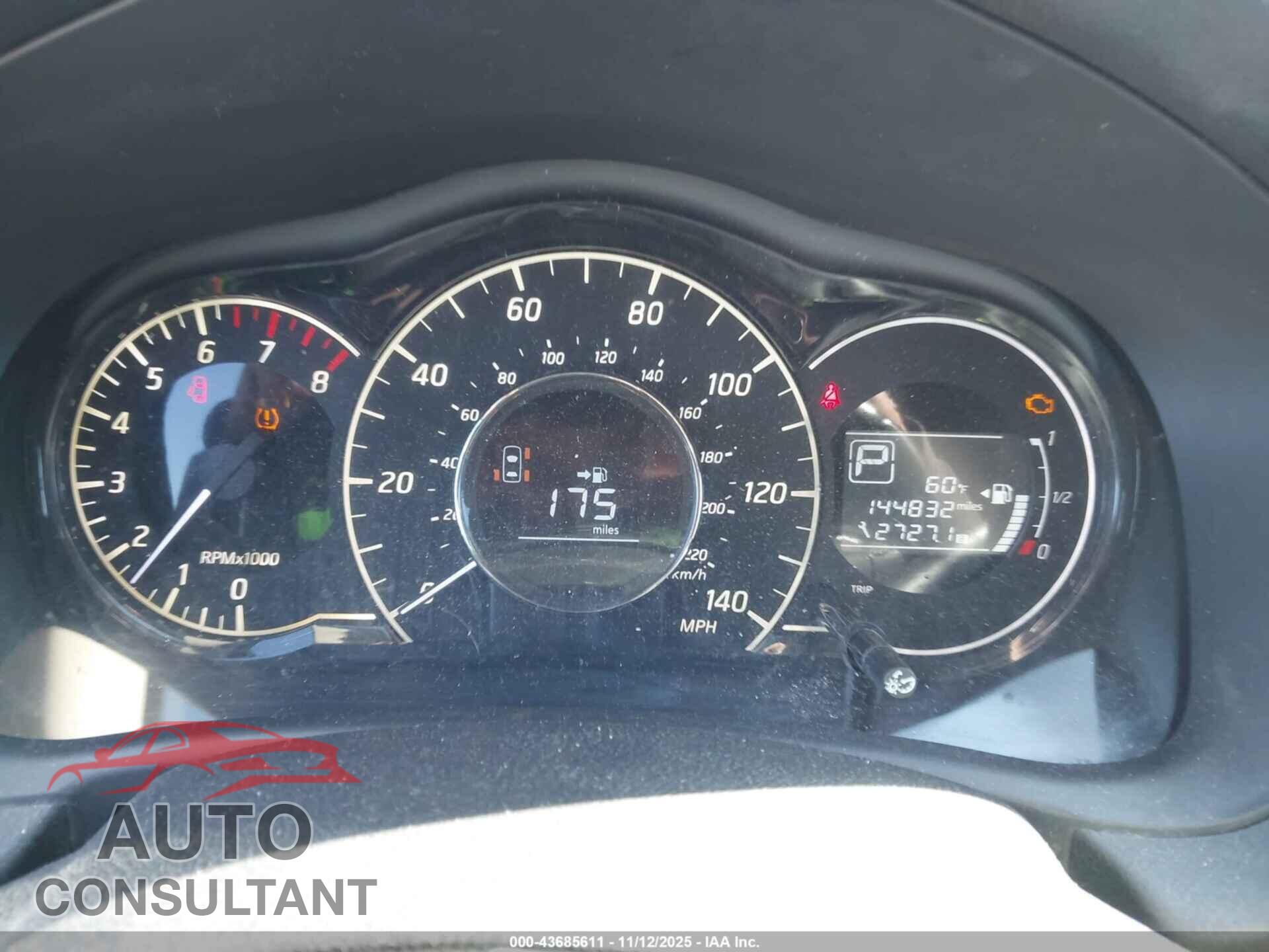 NISSAN VERSA NOTE 2015 - 3N1CE2CP3FL415055