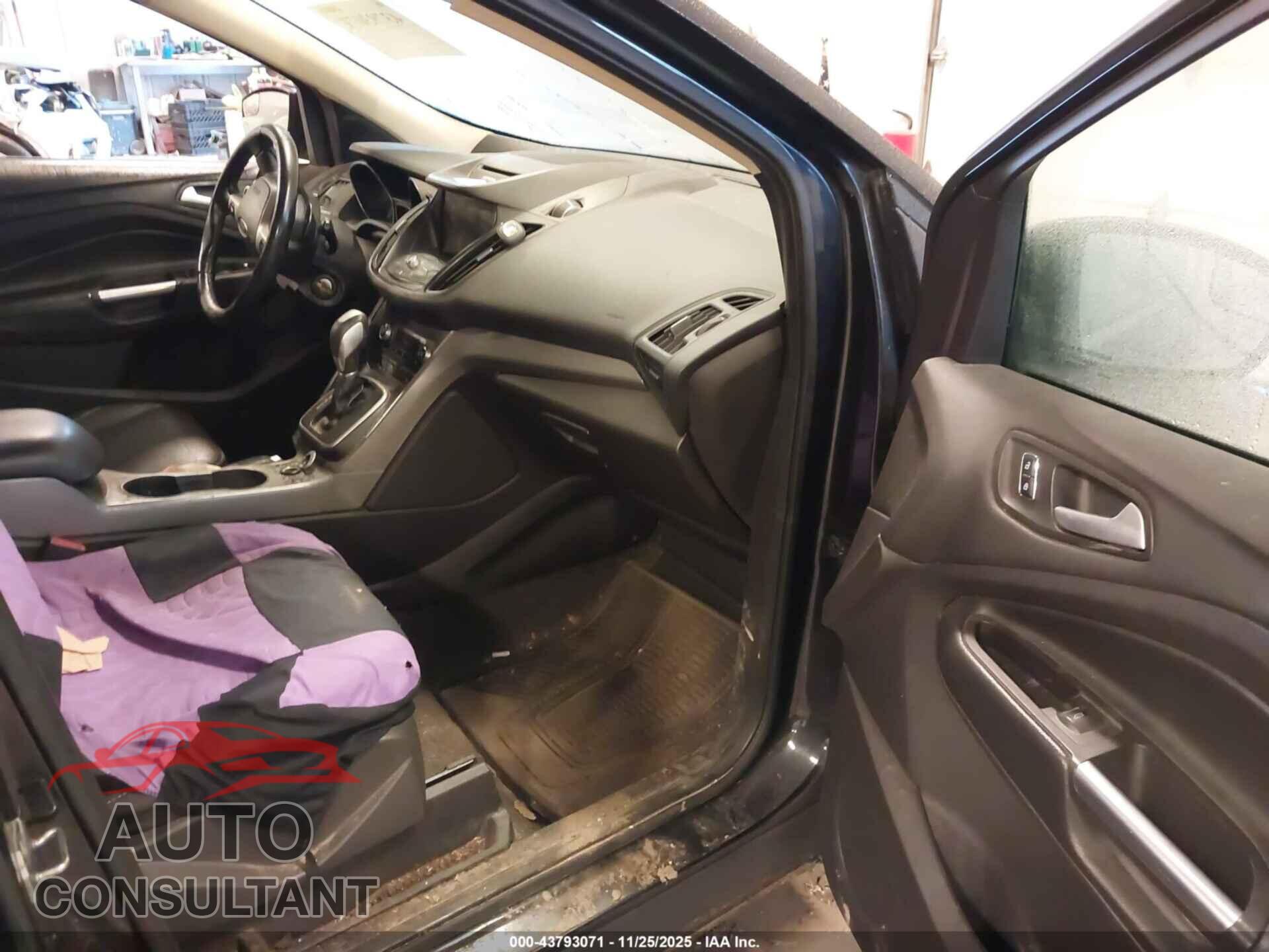 FORD ESCAPE 2013 - 1FMCU9G90DUD44352