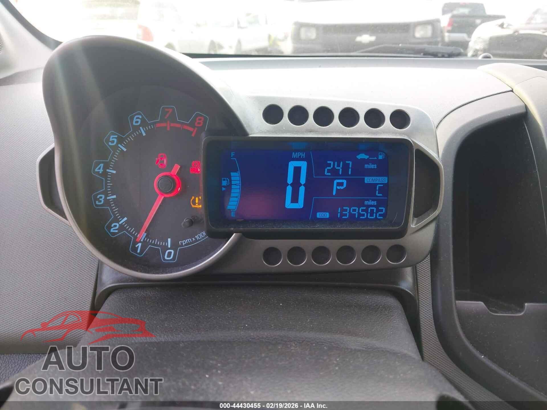 CHEVROLET SONIC 2014 - 1G1JA6SH6E4131952