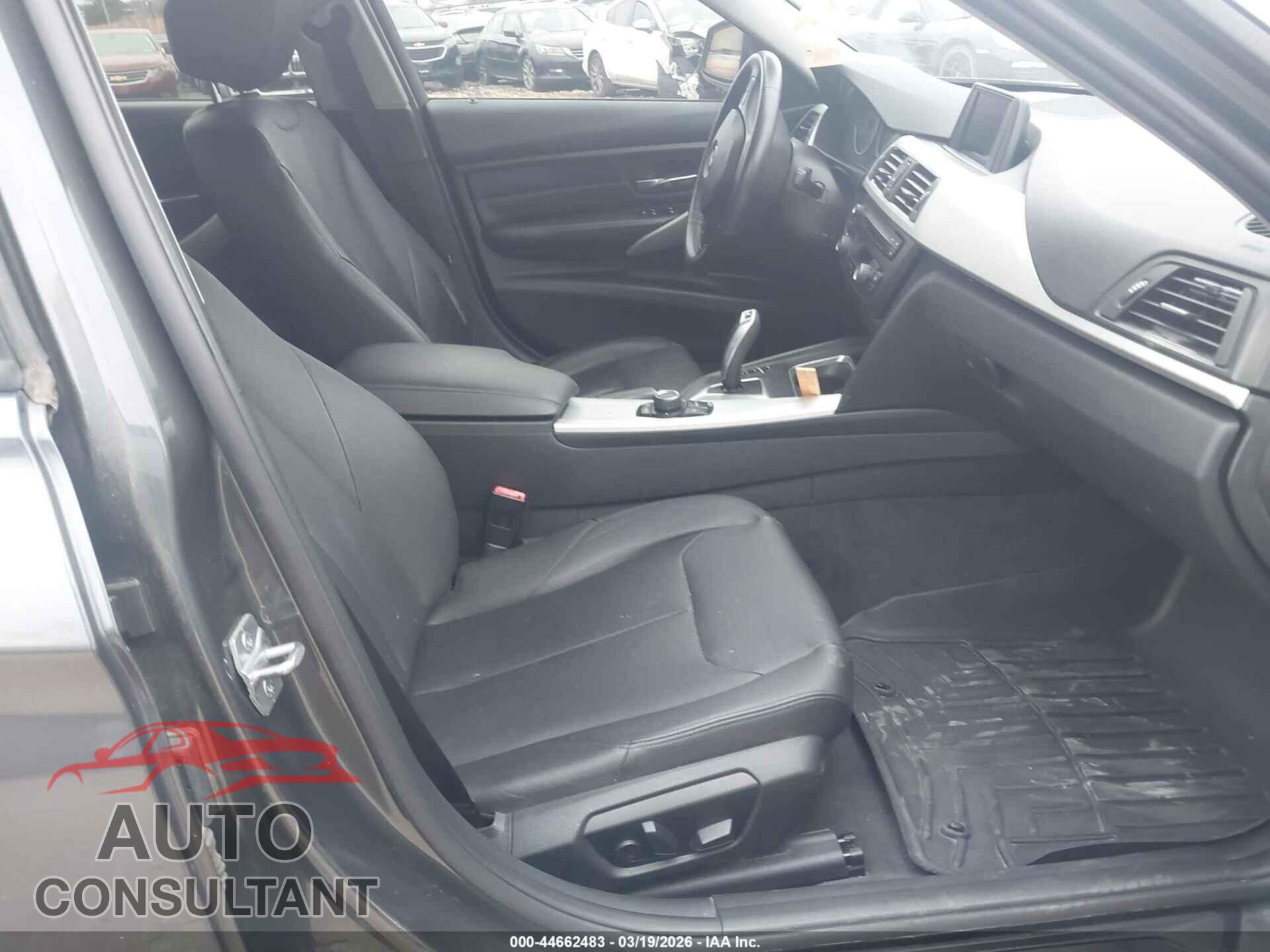 BMW 328I 2013 - WBA3B5G58DNS00510
