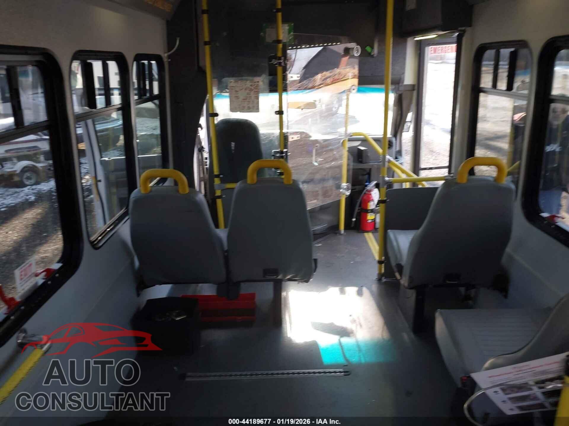 FORD E-350 CUTAWAY 2017 - 1FDEE3FS4HDC41593