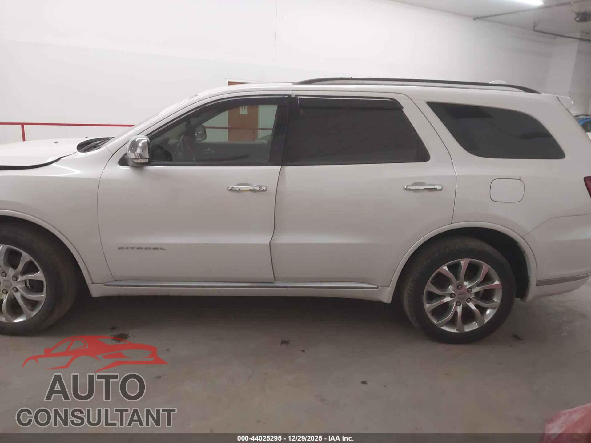 DODGE DURANGO 2017 - 1C4RDJEG3HC686584