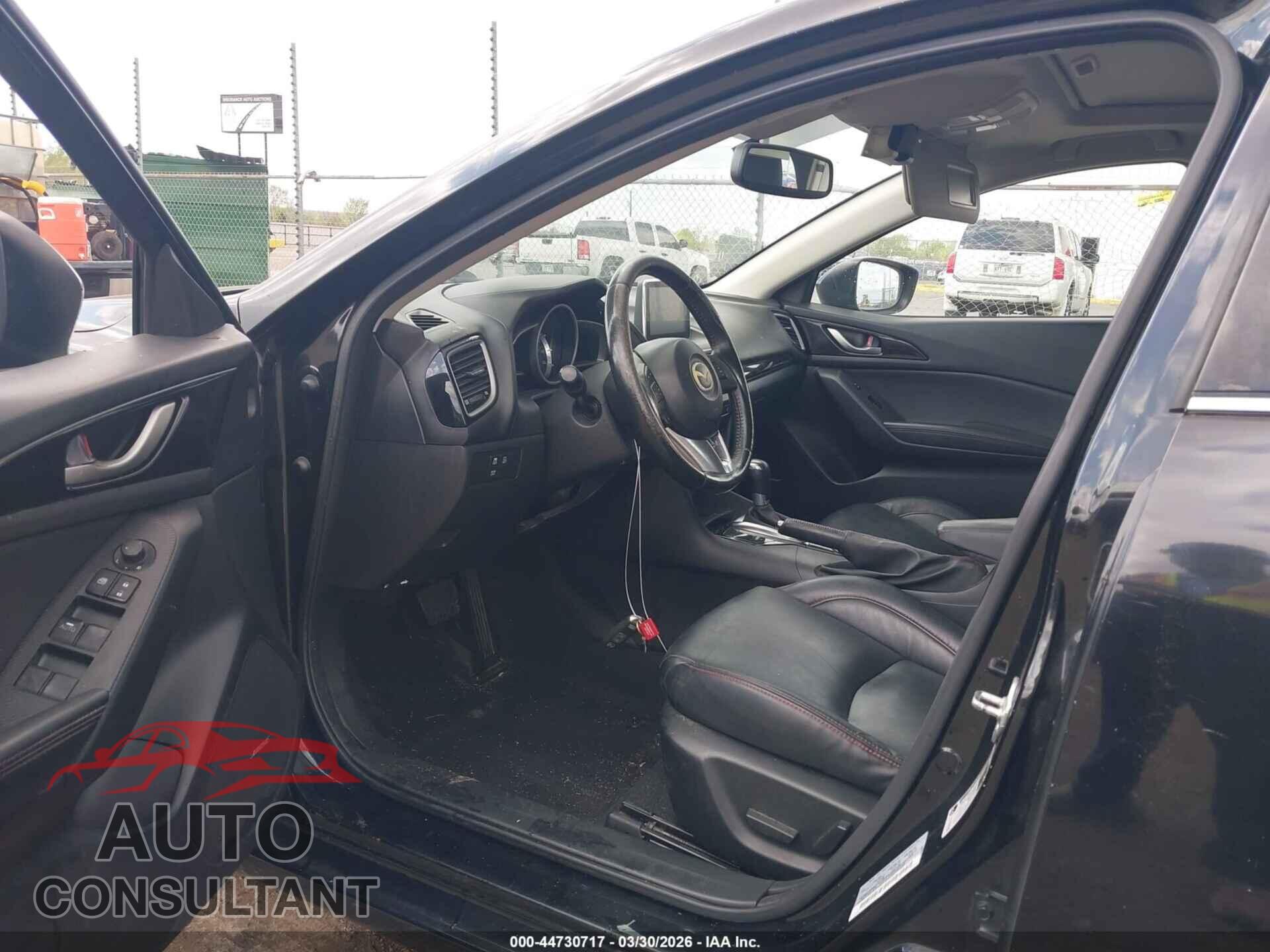 MAZDA MAZDA3 2015 - JM1BM1M75F1237001