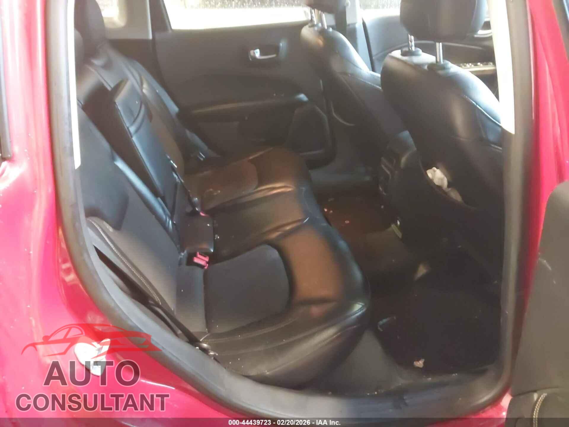 JEEP COMPASS 2018 - 3C4NJDBB2JT192566