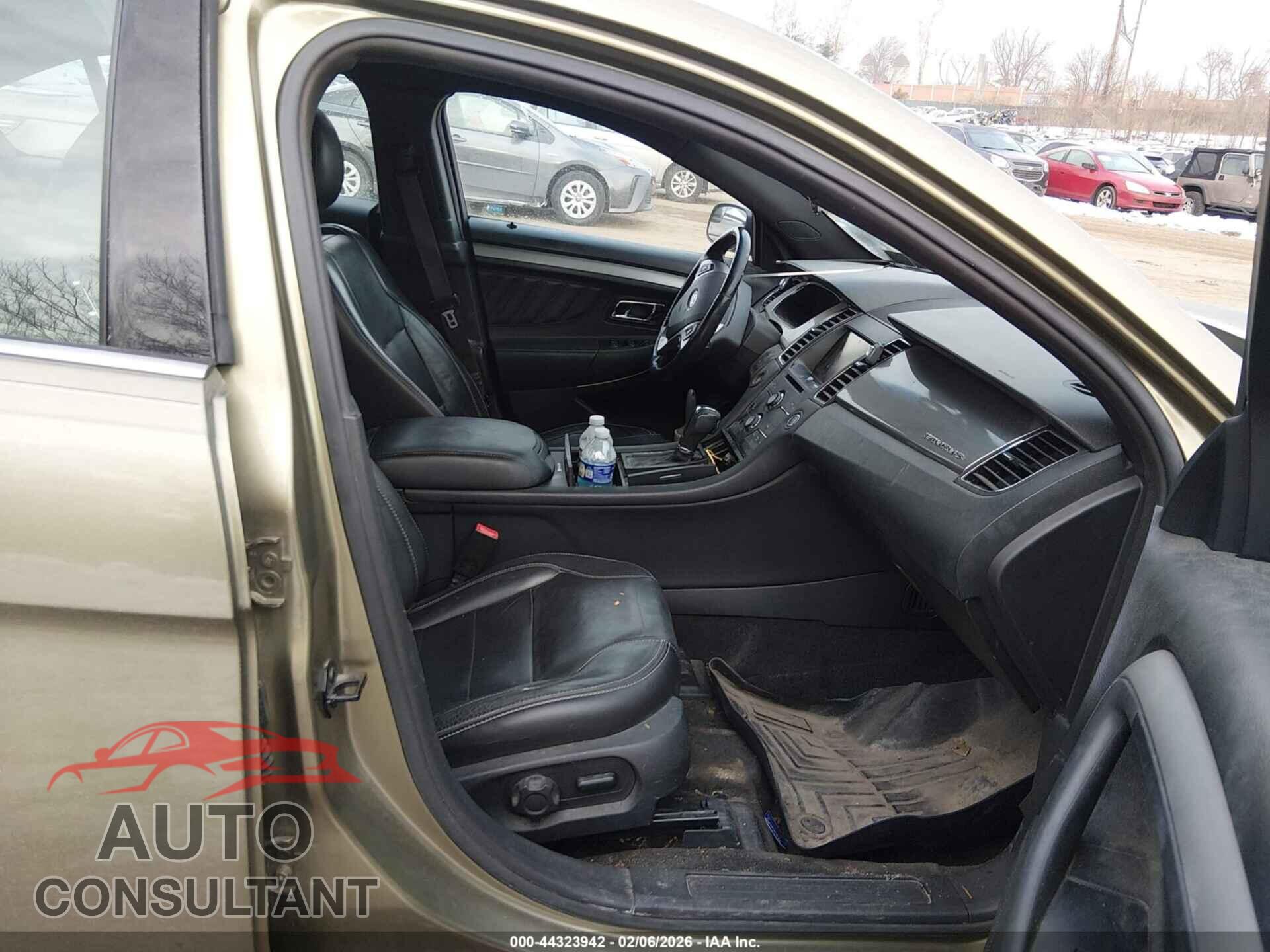 FORD TAURUS 2013 - 1FAHP2E83DG149367