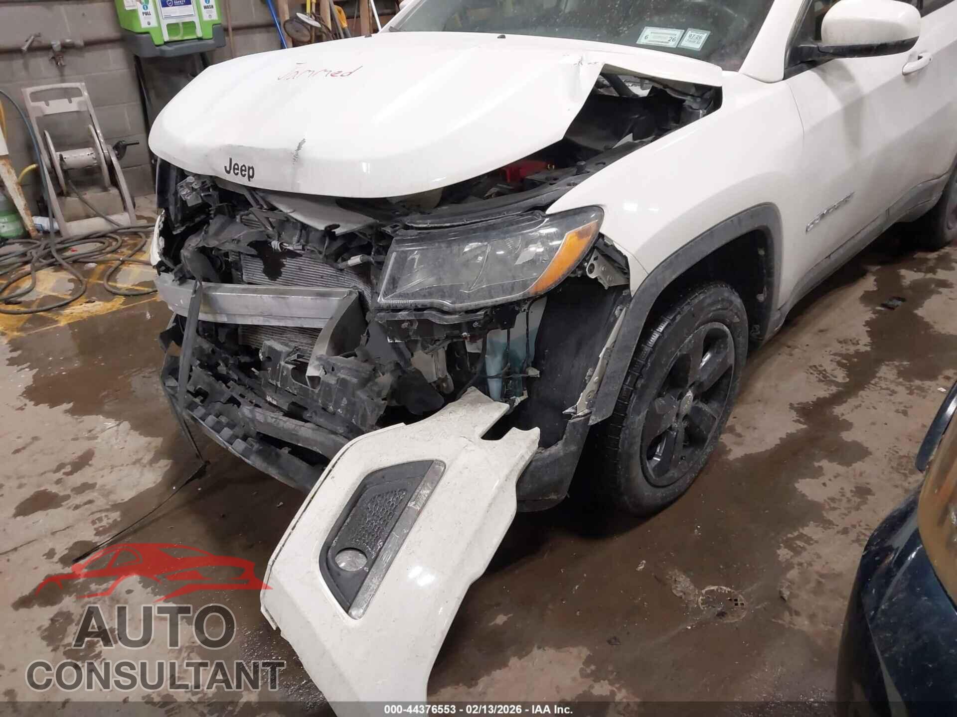 JEEP COMPASS 2020 - 3C4NJDBB6LT100538