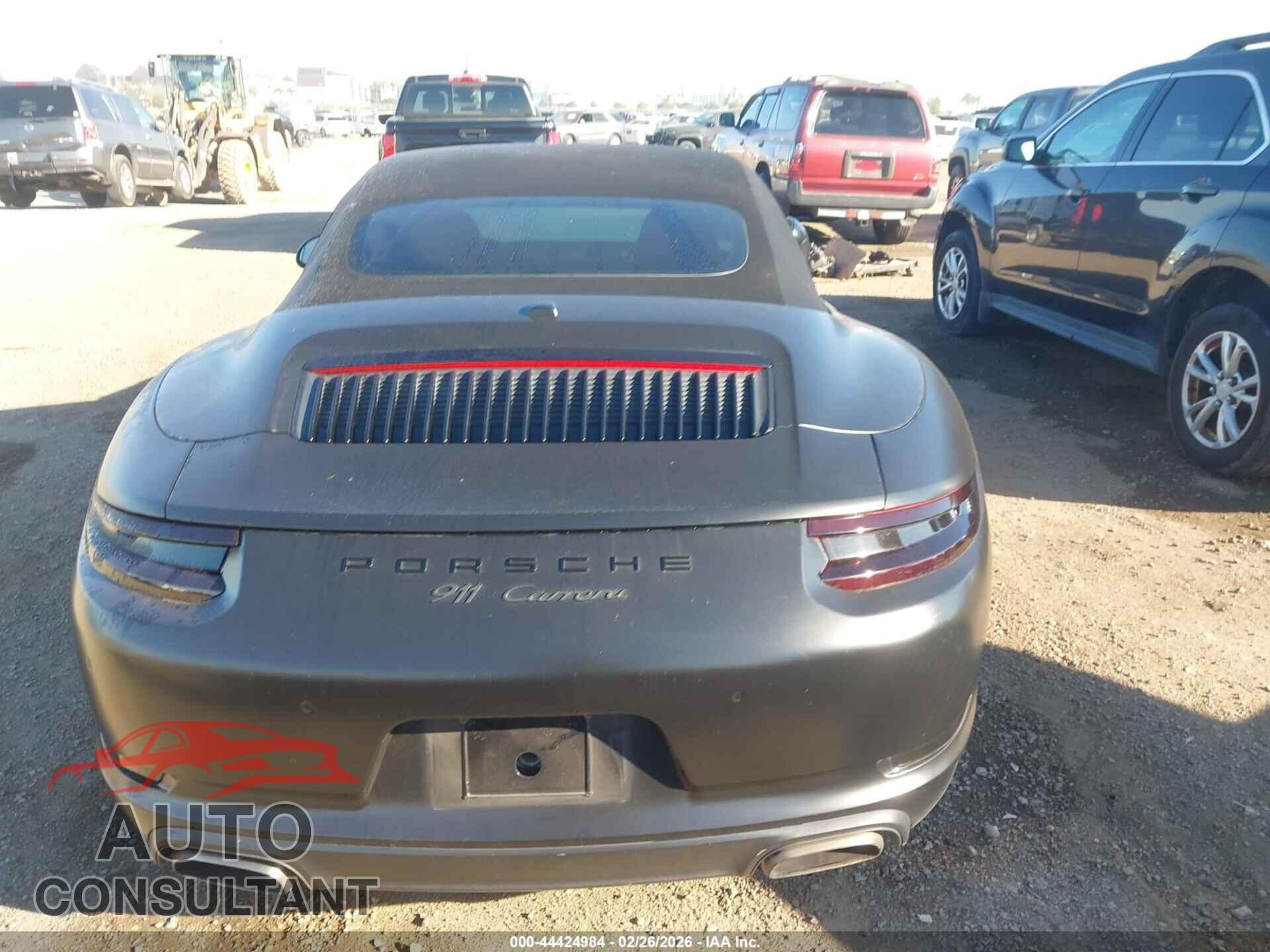 PORSCHE 911 2017 - WP0CA2A96HS141304