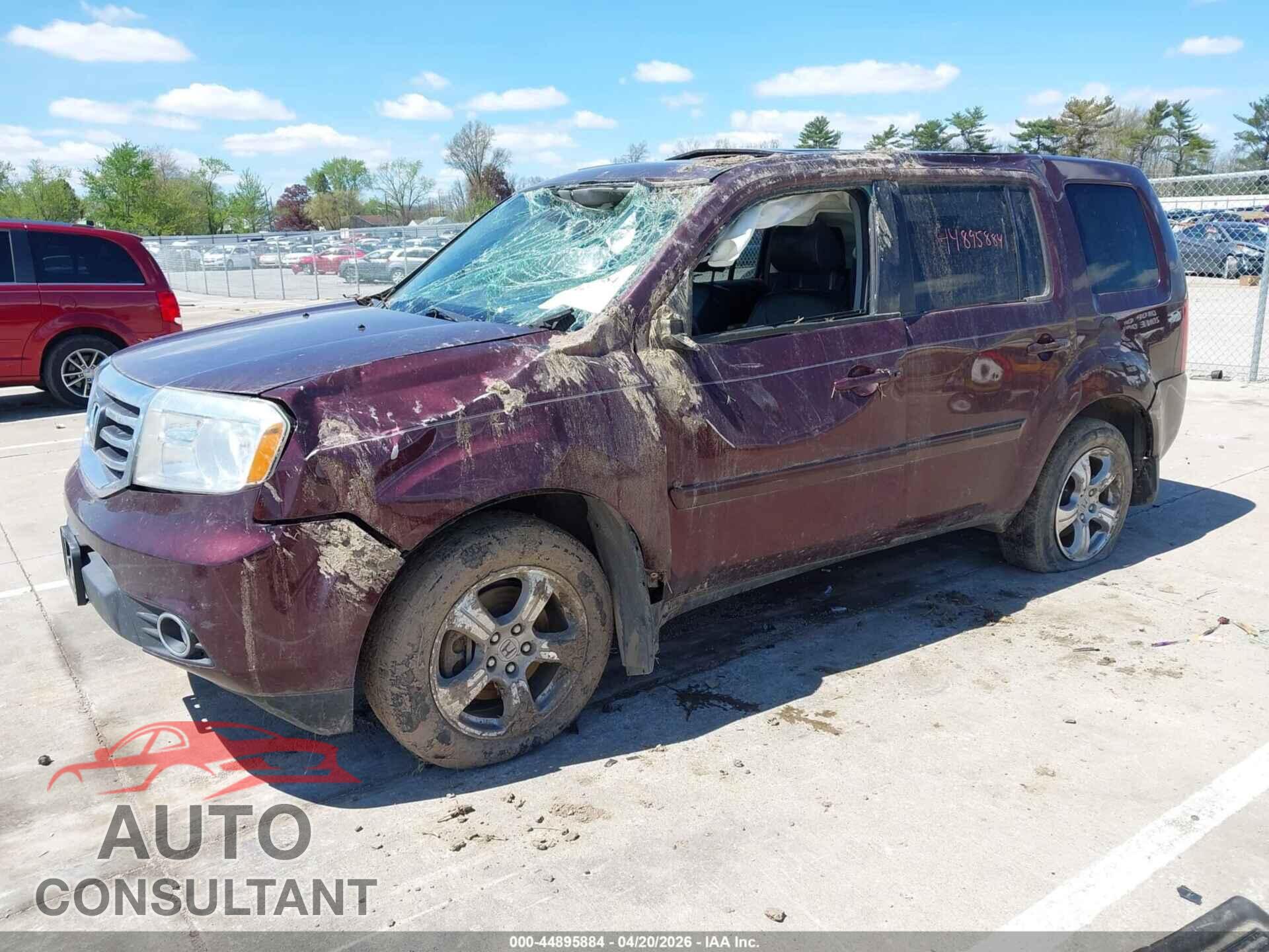 HONDA PILOT 2015 - 5FNYF4H52FB037568