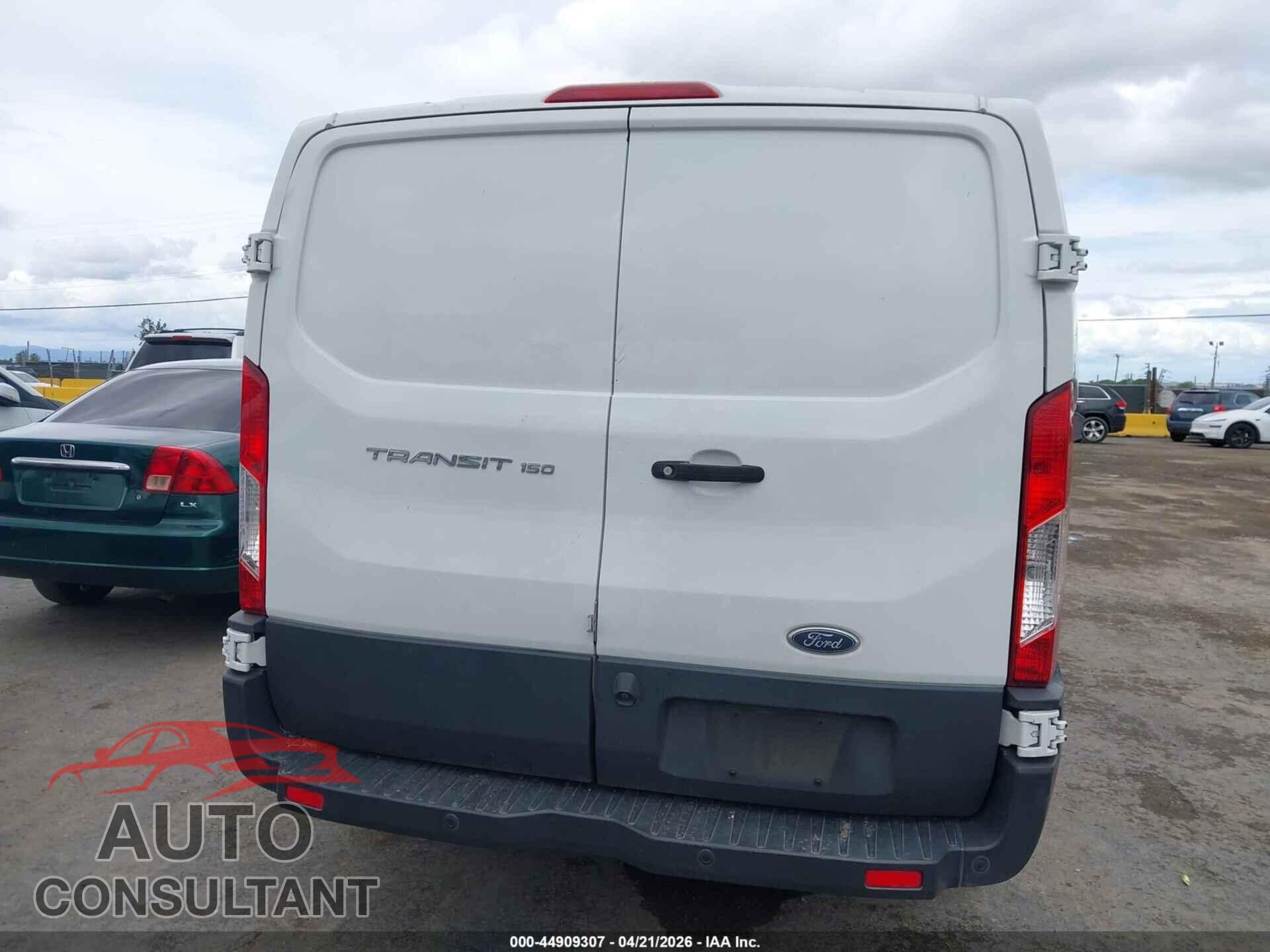 FORD TRANSIT-150 2018 - 1FTYE1YM7JKA52460