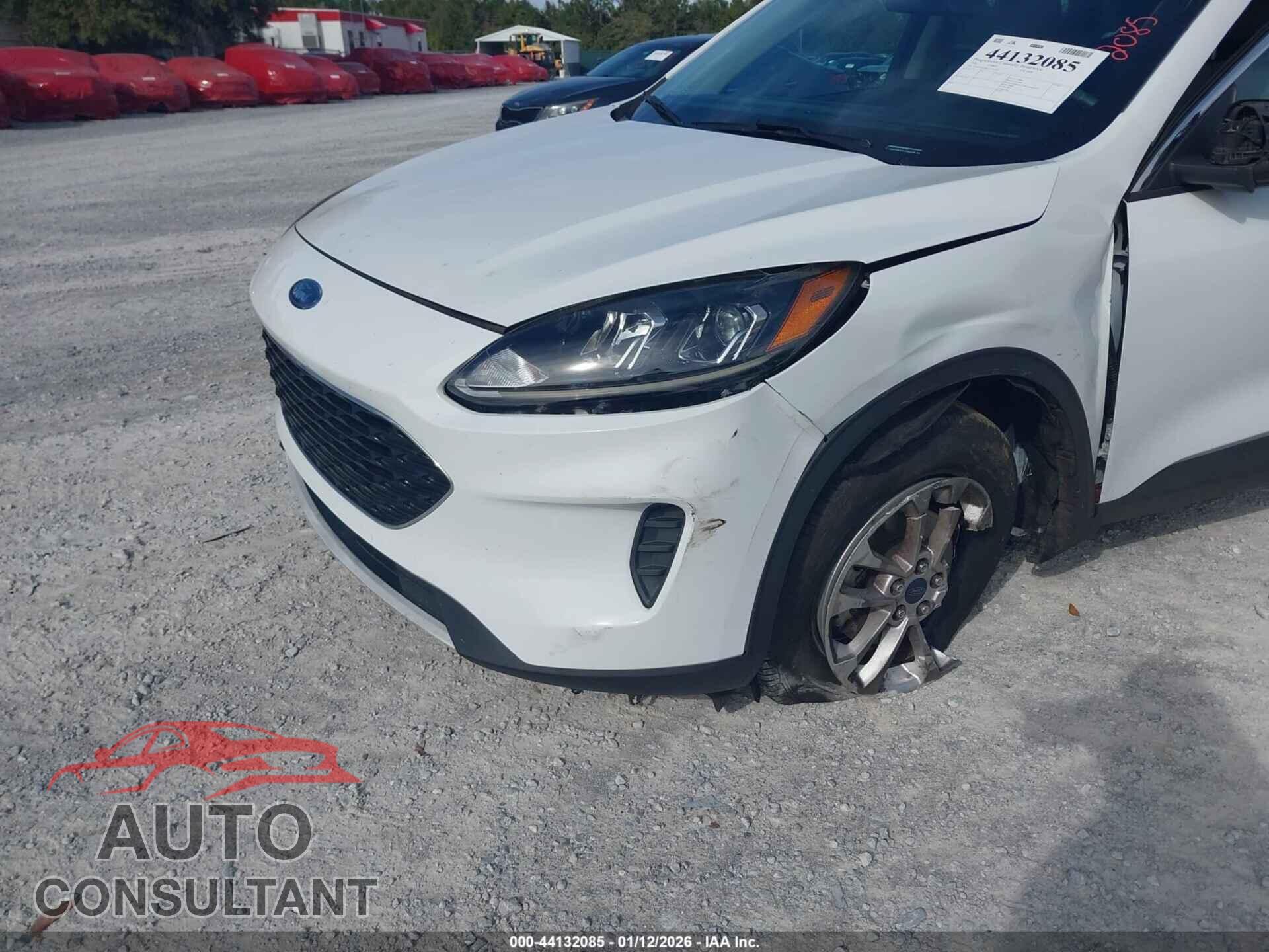 FORD ESCAPE 2020 - 1FMCU0G64LUA94419