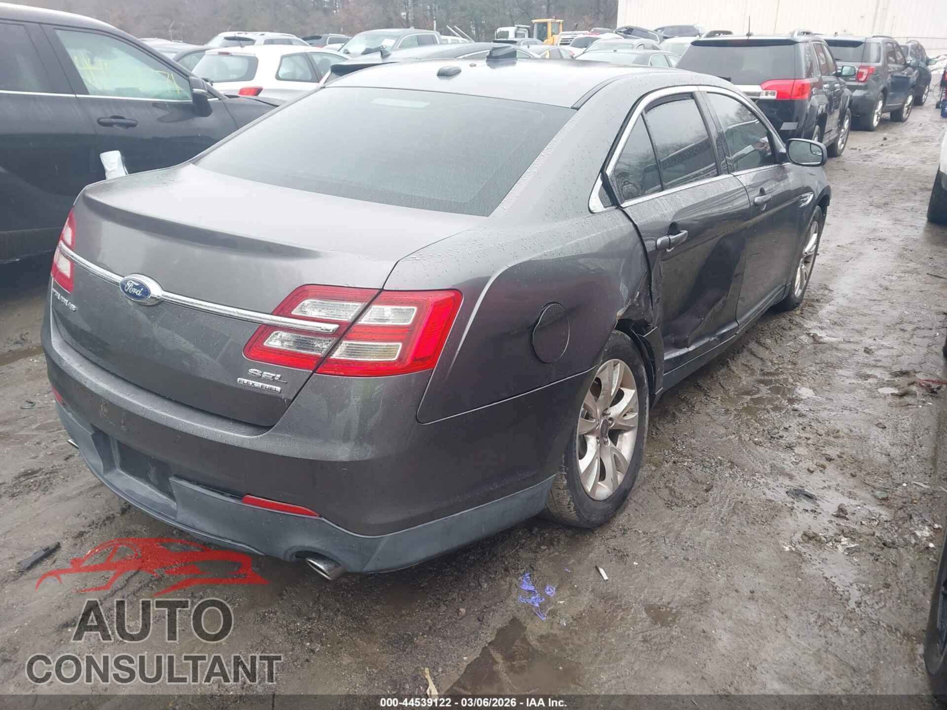 FORD TAURUS 2014 - 1FAHP2E86EG104456