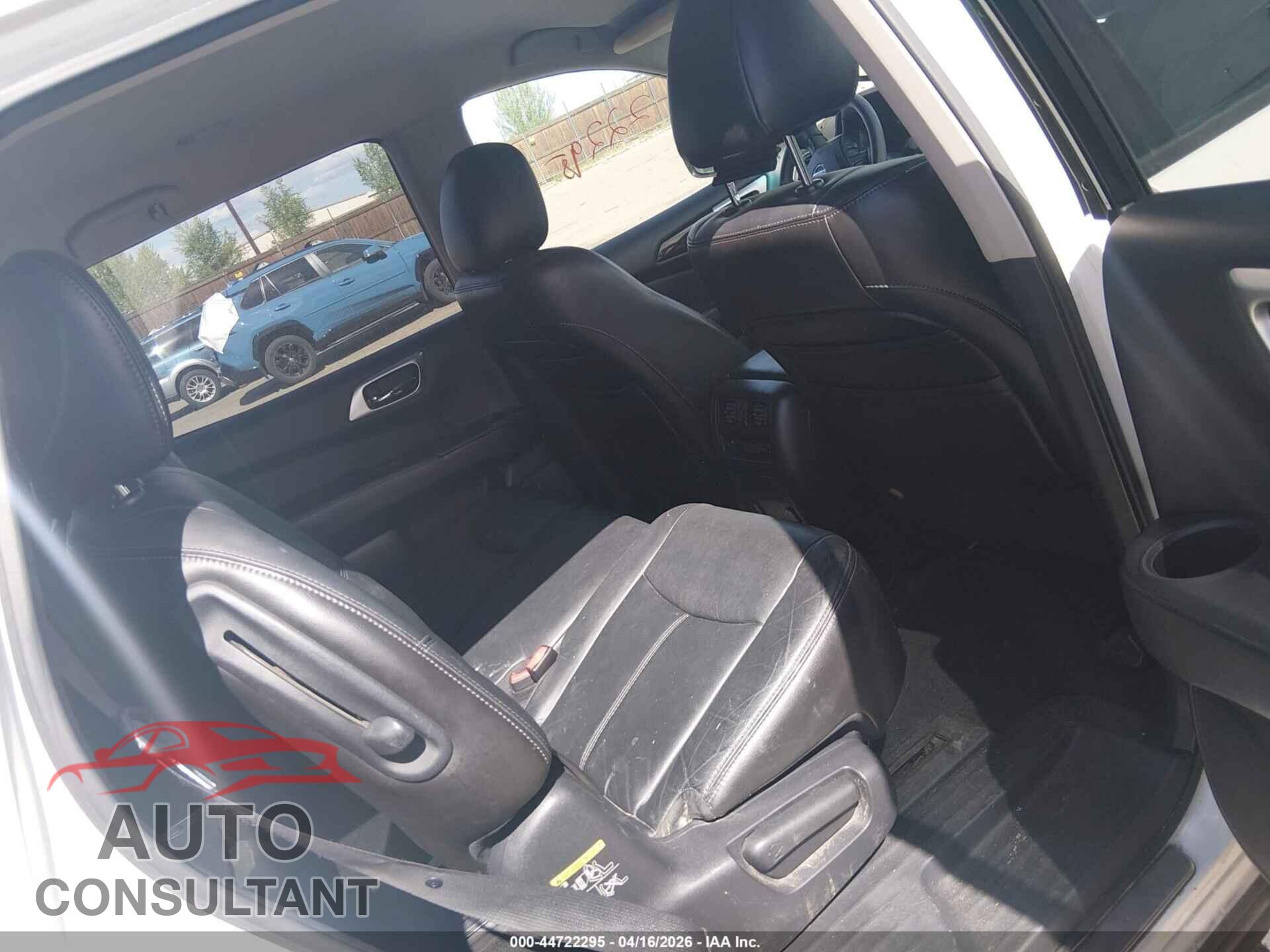 NISSAN PATHFINDER 2013 - 5N1AR2MM3DC652209
