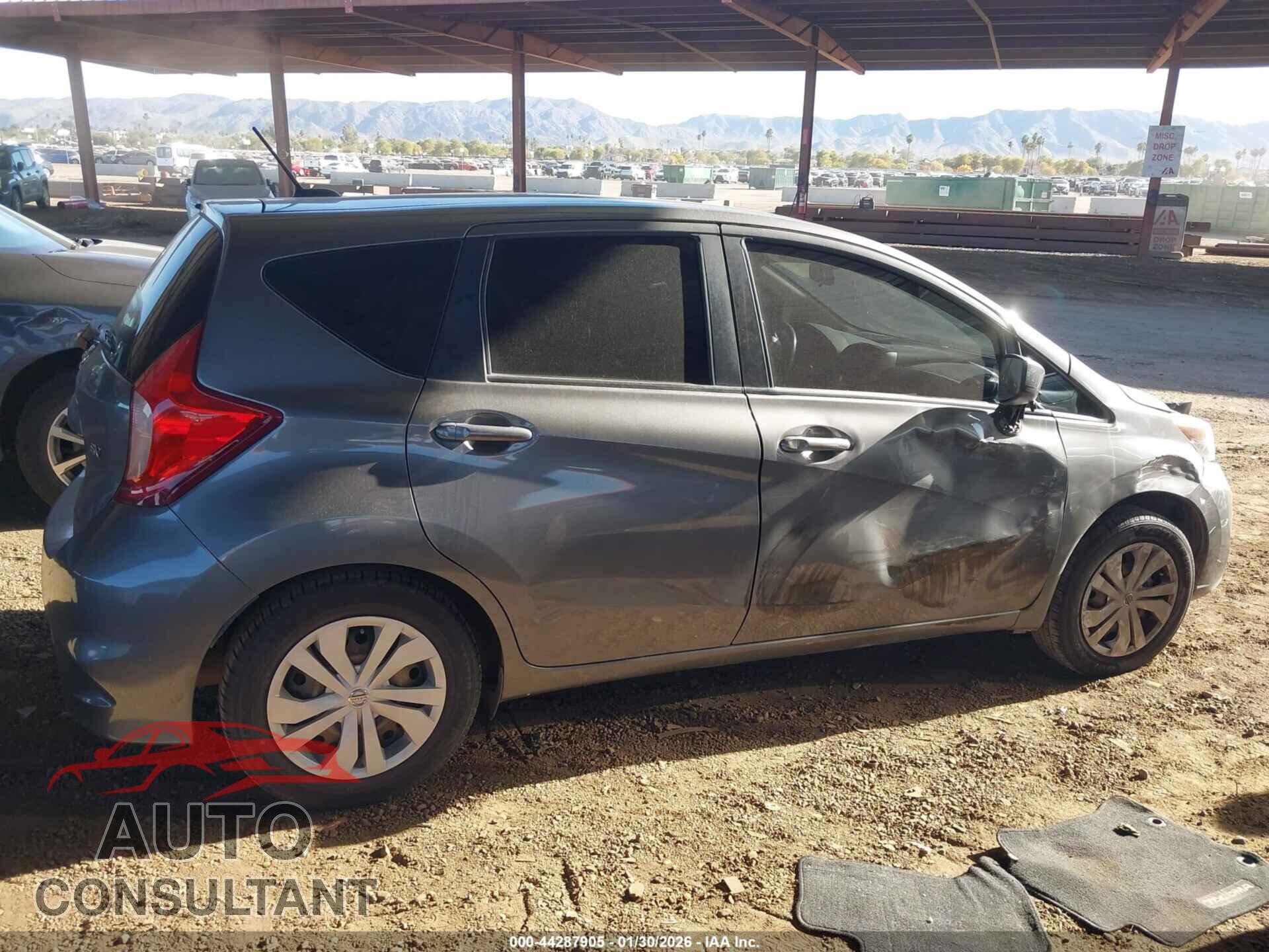 NISSAN VERSA NOTE 2017 - 3N1CE2CP1HL363637