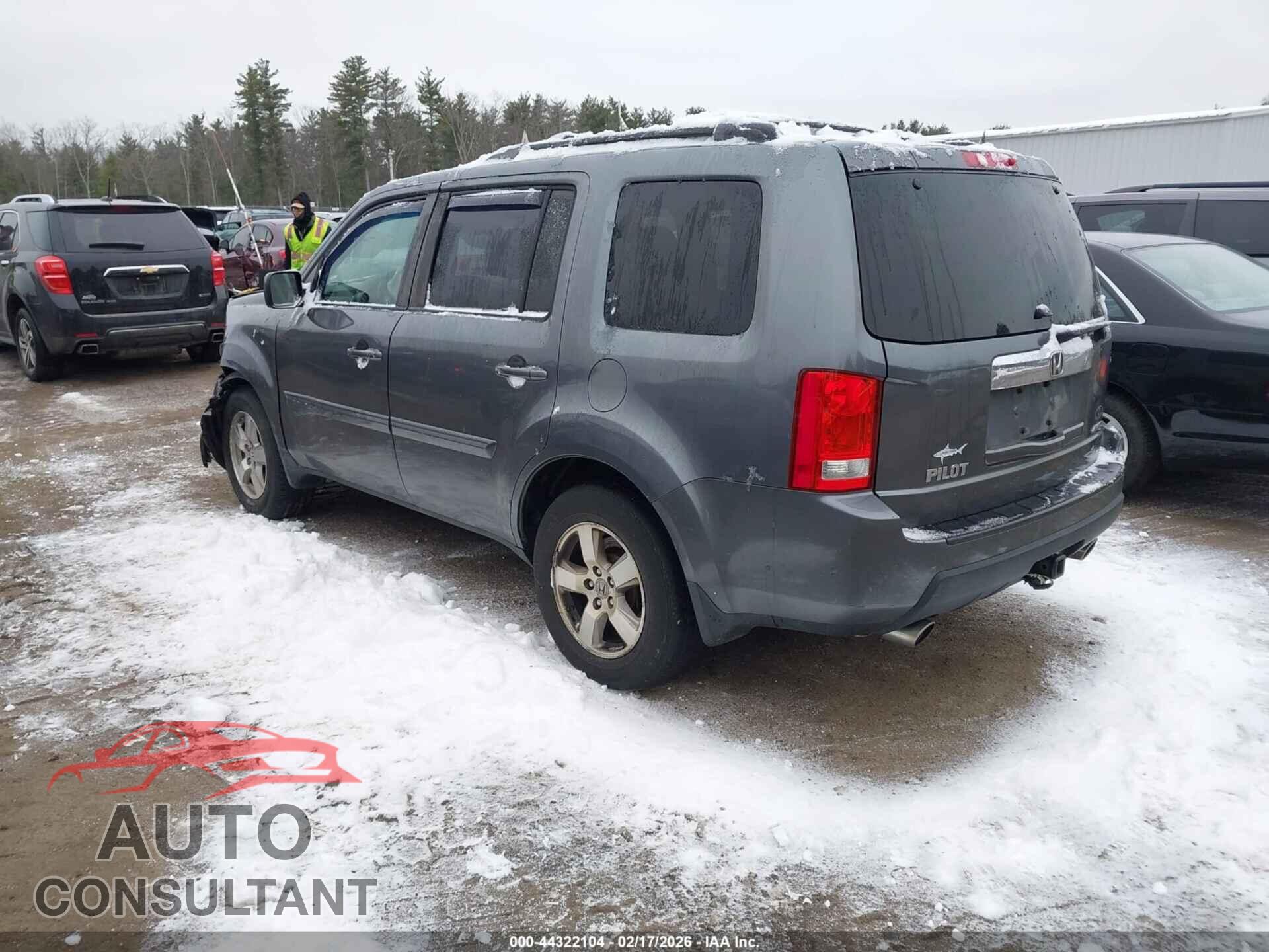 HONDA PILOT 2011 - 5FNYF4H46BB101970