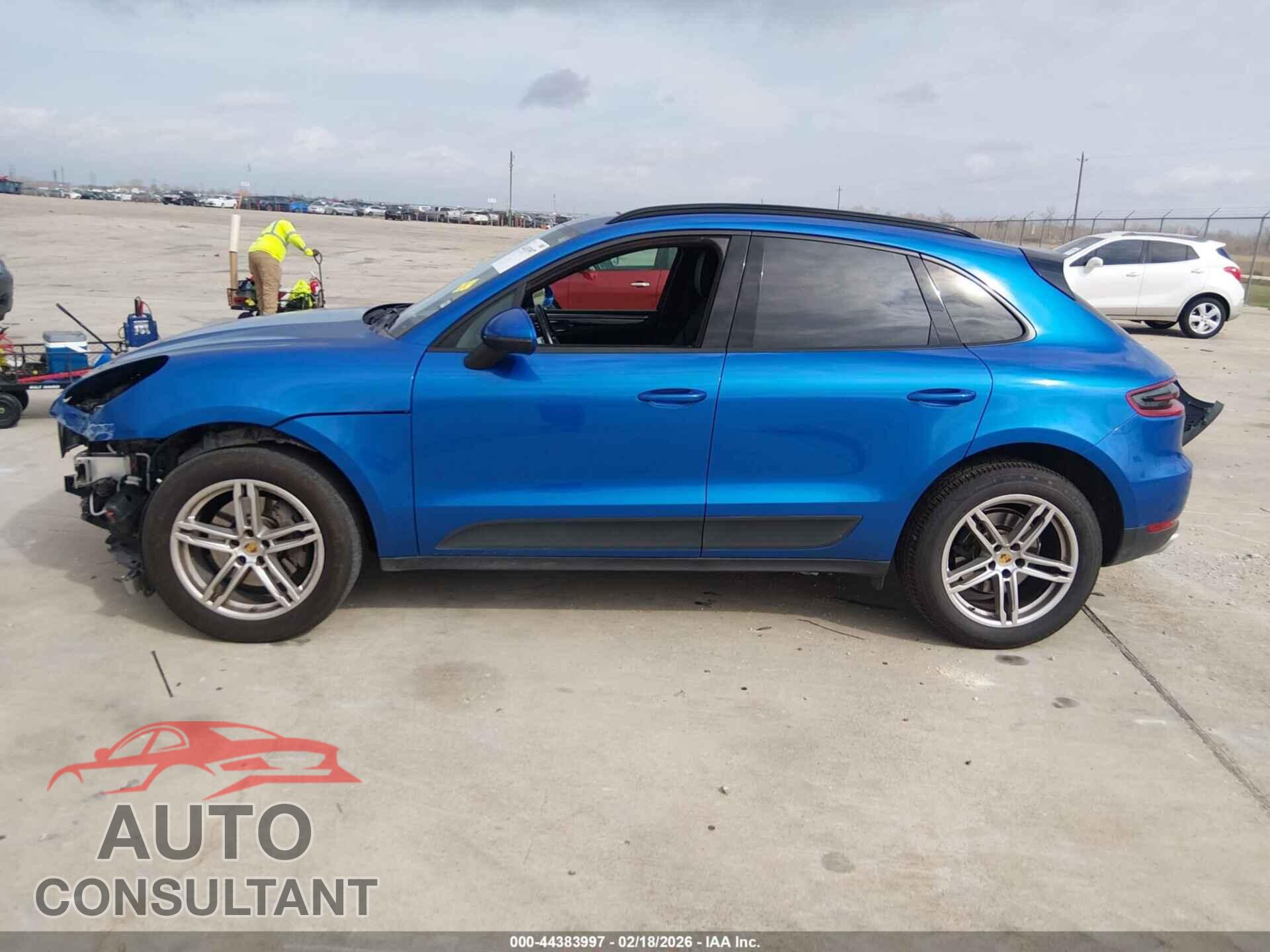 PORSCHE MACAN 2018 - WP1AA2A57JLB09867