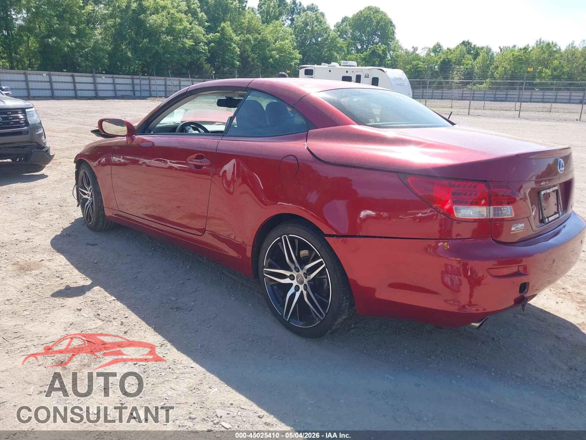 LEXUS IS 250C 2013 - JTHFF2C21D2529029