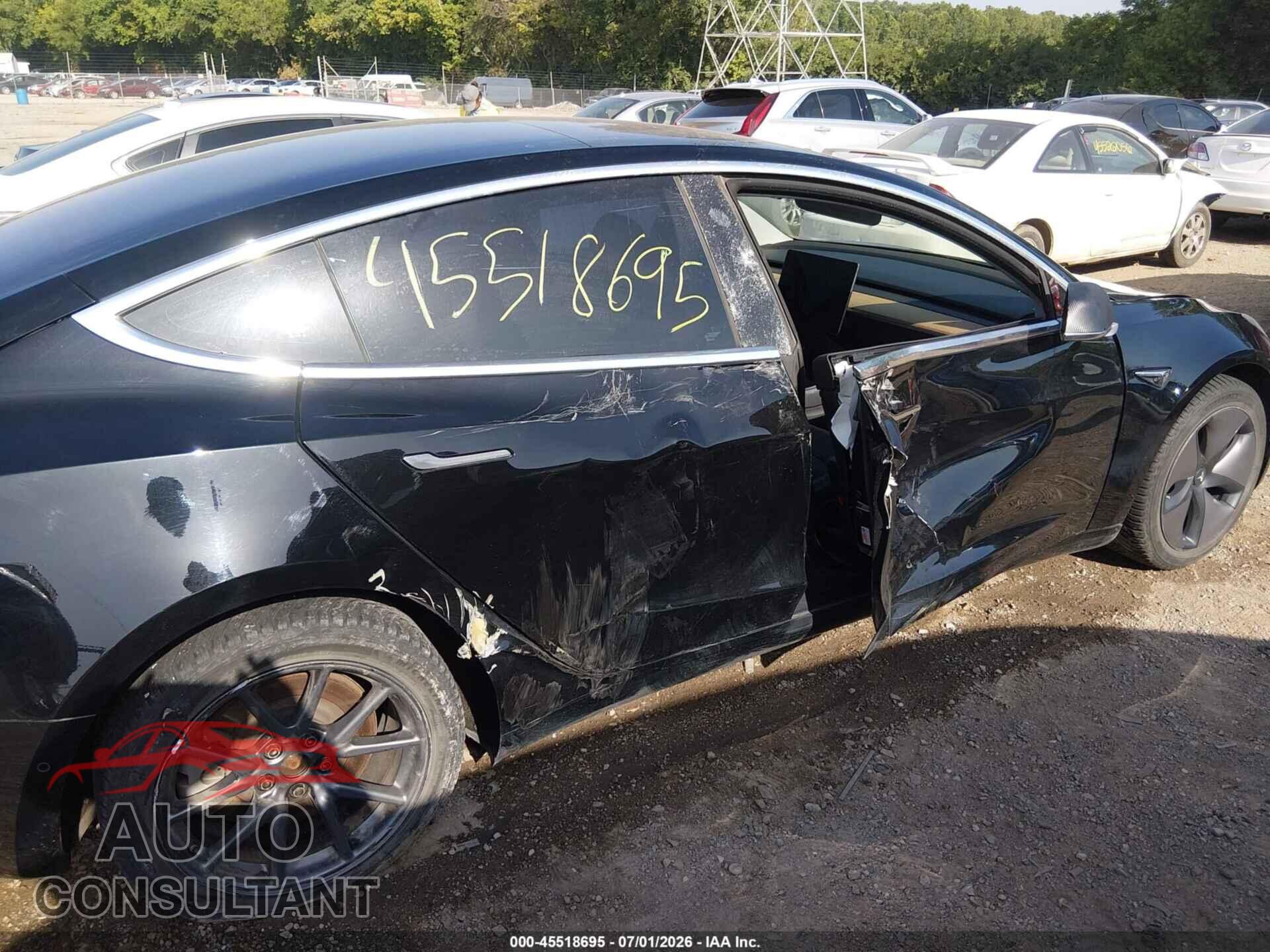 TESLA MODEL 3 2018 - 5YJ3E1EA9JF011443