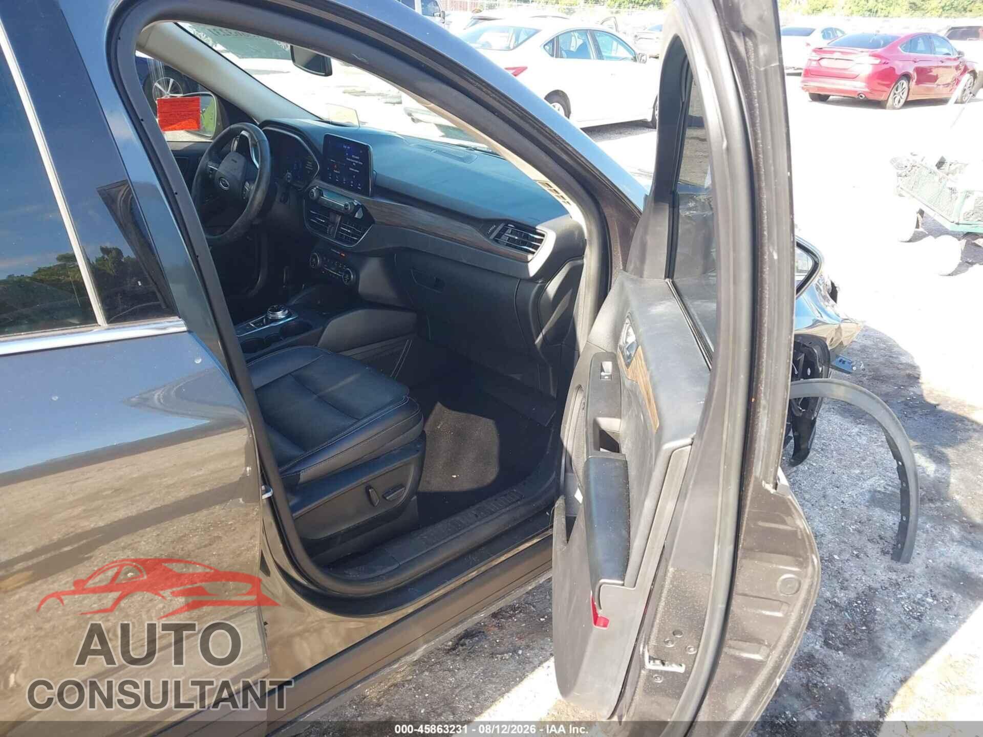 FORD ESCAPE 2020 - 1FMCU0DZ0LUA69354