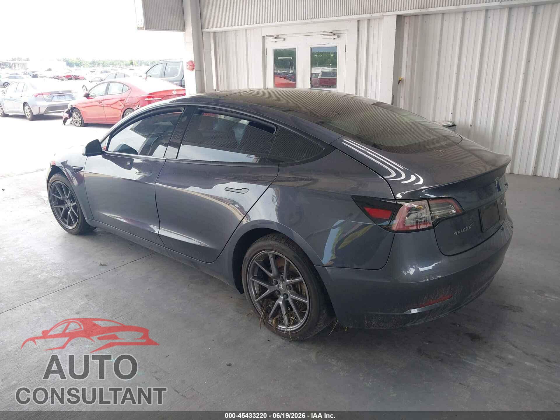 TESLA MODEL 3 2021 - 5YJ3E1EA8MF045443