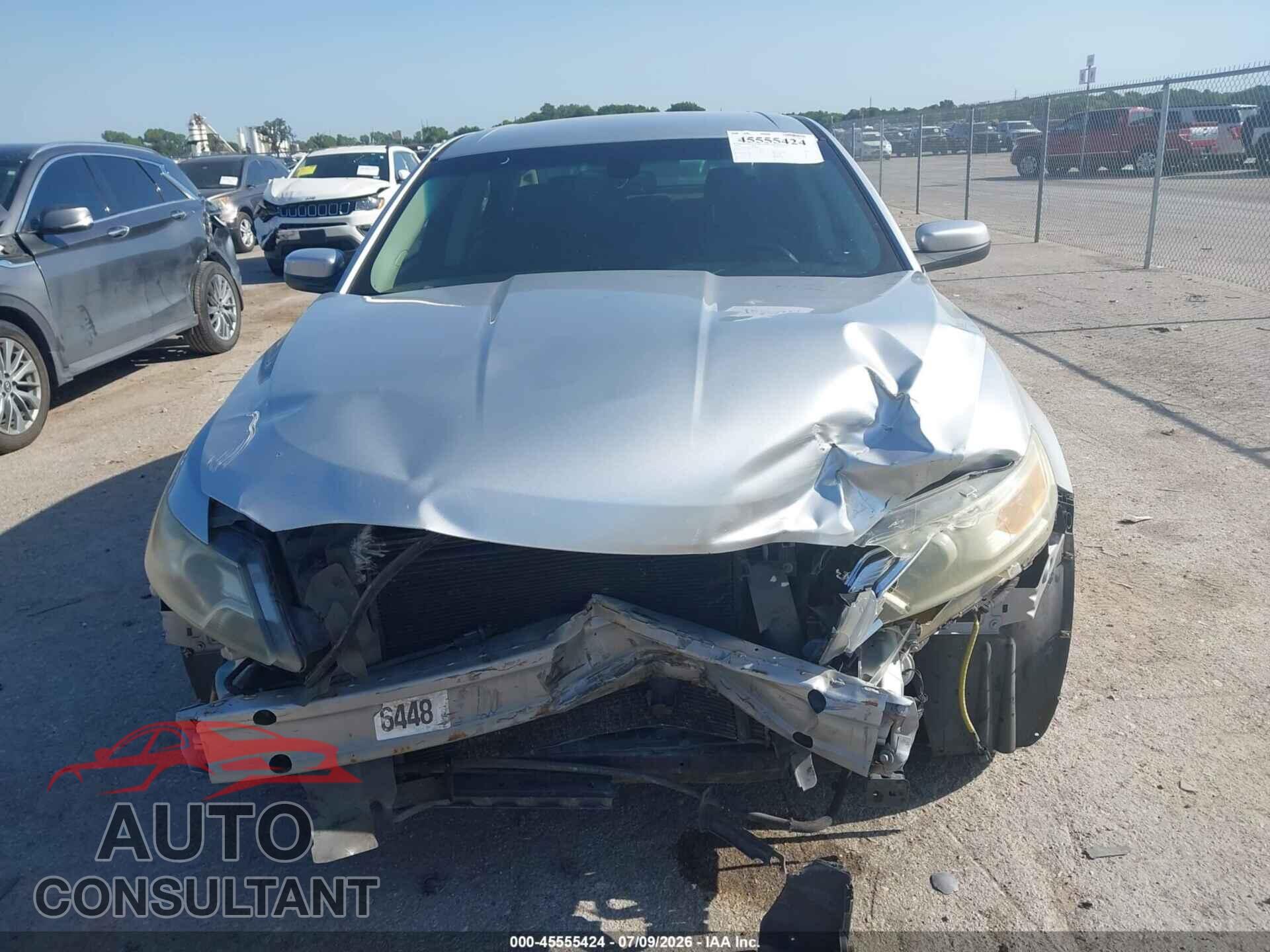 FORD TAURUS 2011 - 1FAHP2EW1BG138881